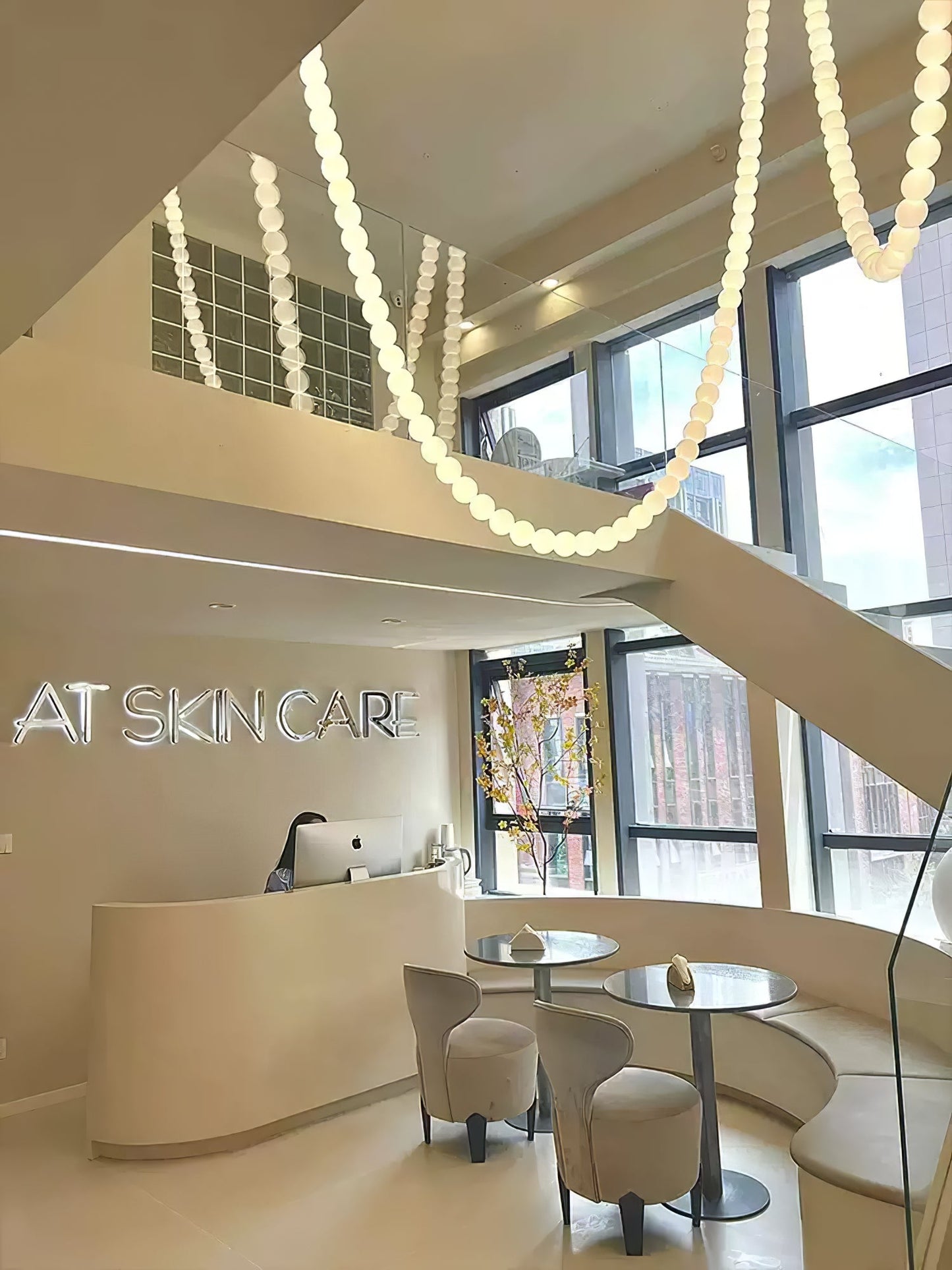 Halti Necklace Acrylic Chandelier - YIOSI