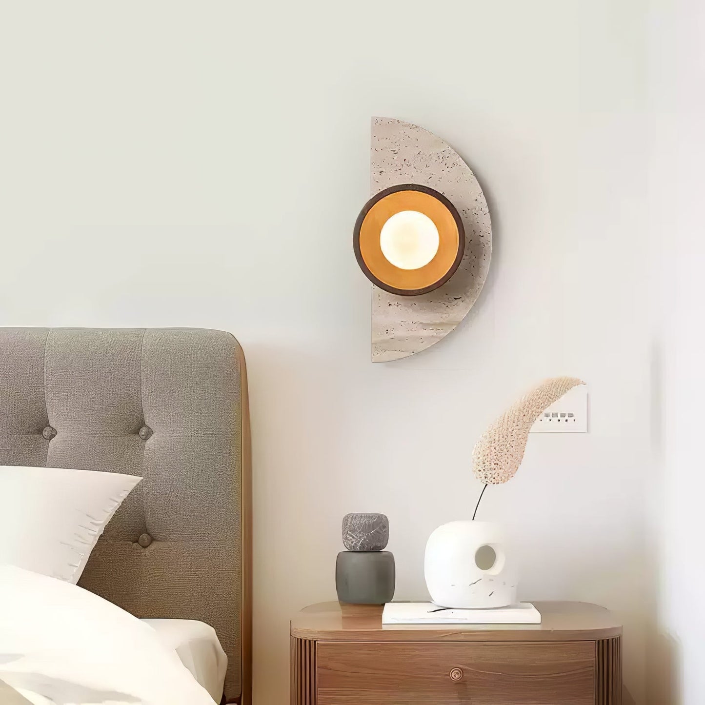Halvora Wall Light - YIOSI