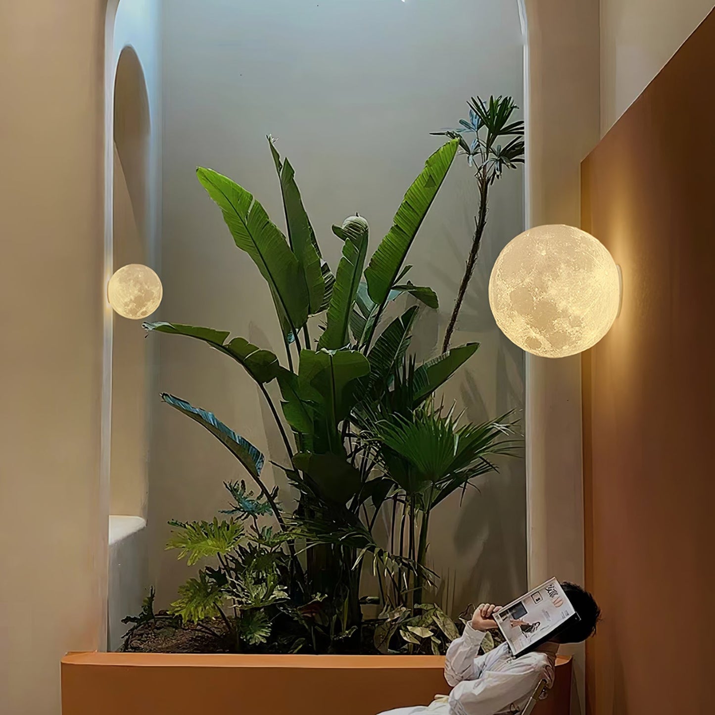 Vakkerlight Hemisphere Moon Wall Lamp – 3D Lunar Light for Home Décor