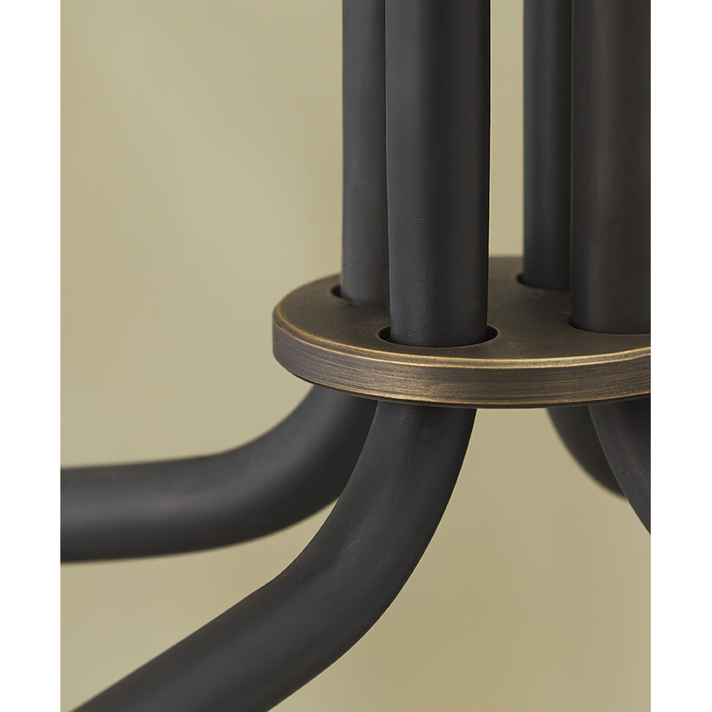 Howard Chandelier - YIOSI