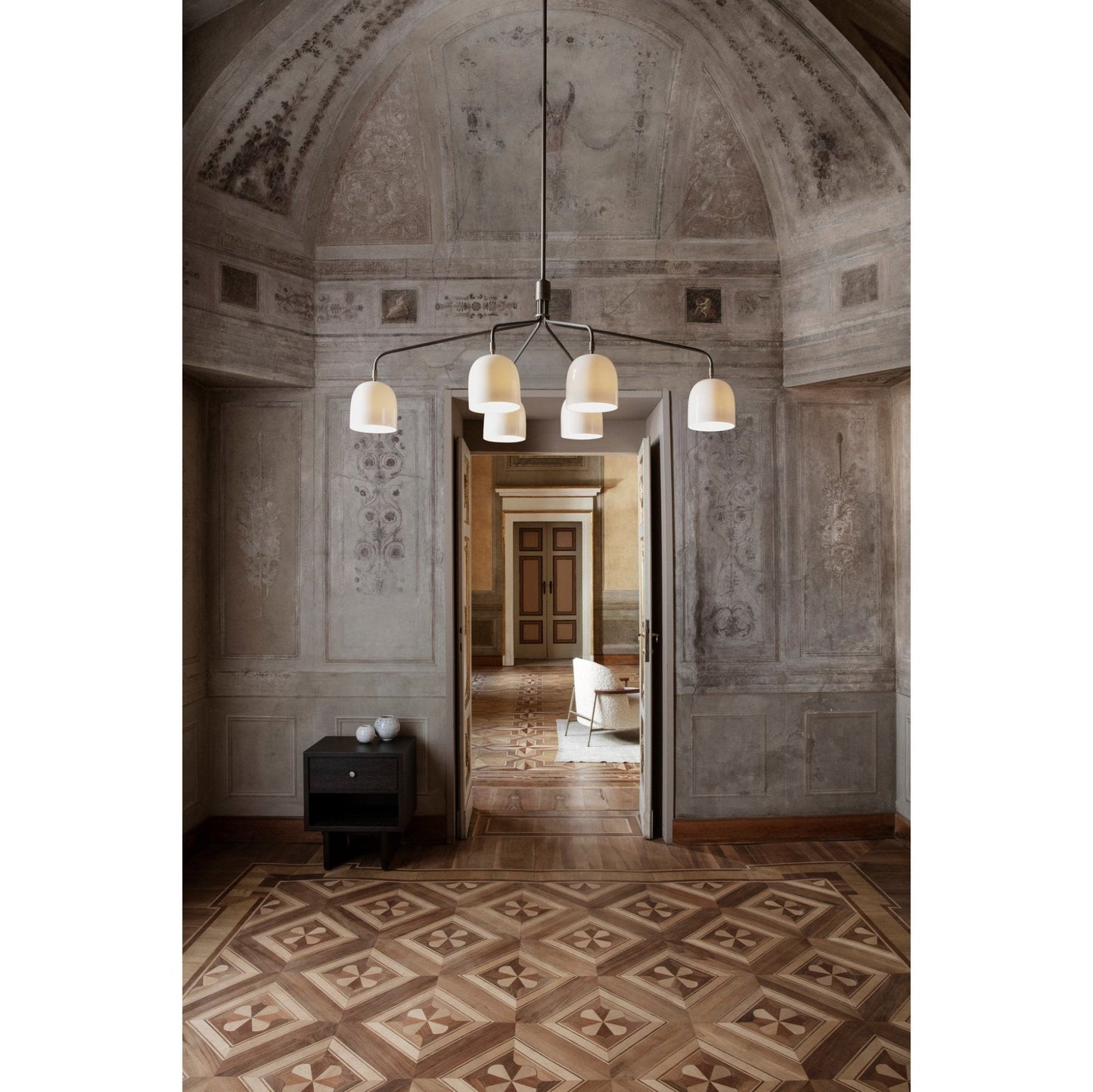 Howard Chandelier - YIOSI