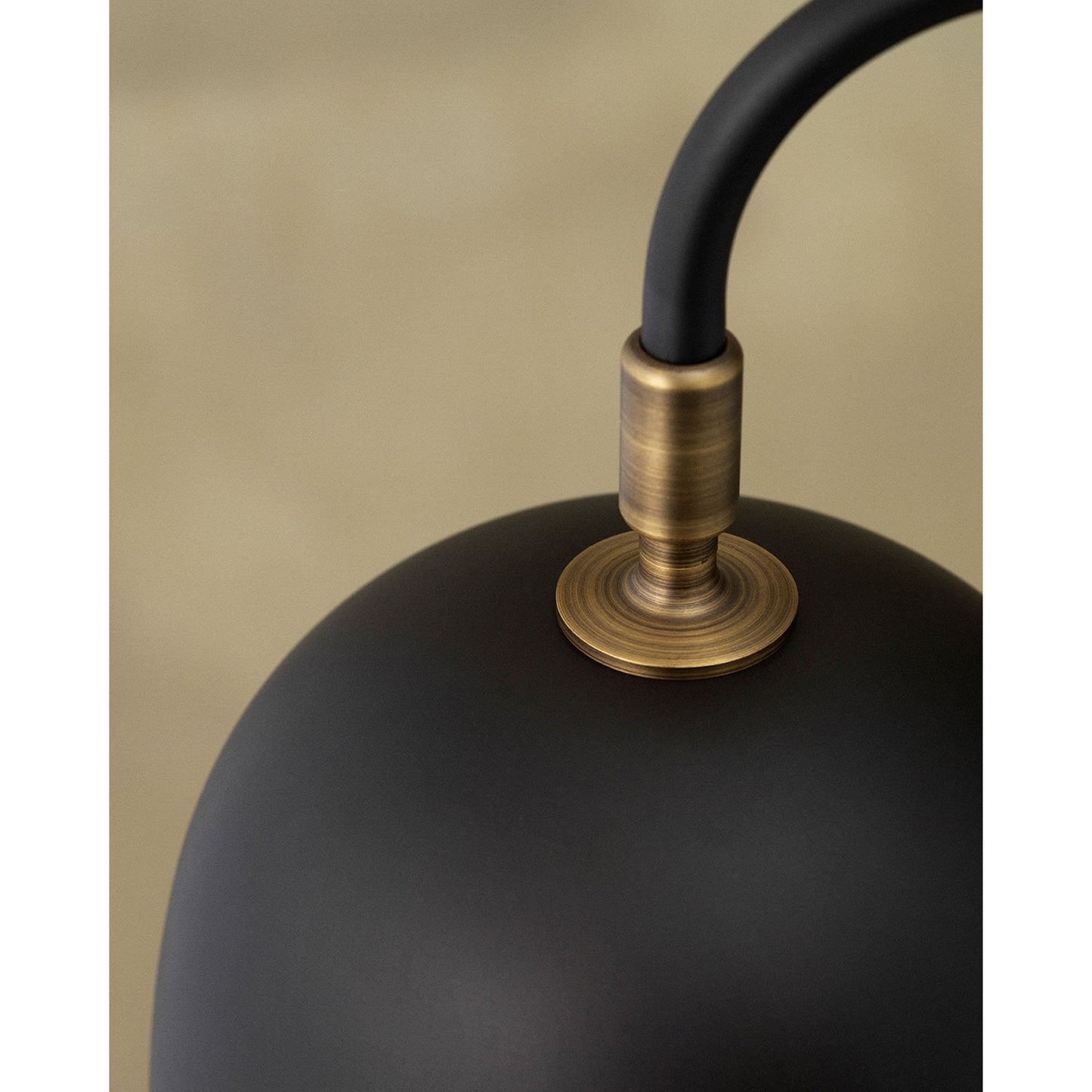 Howard Chandelier - YIOSI