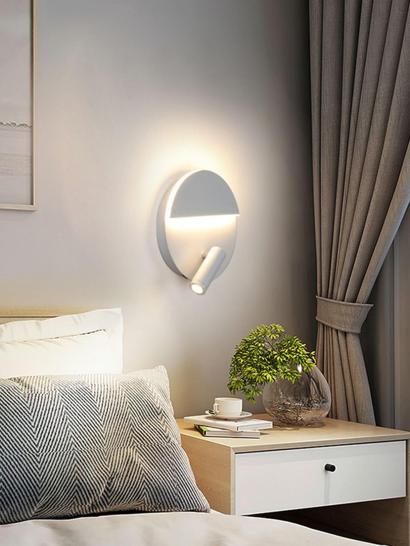 Kneeland Rotatable Wall Lamp - YIOSI