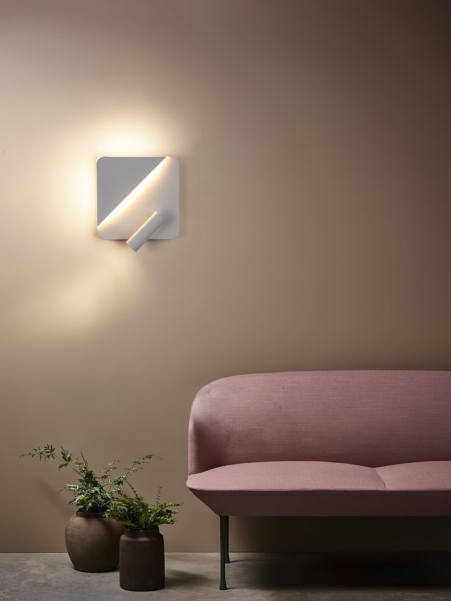 Kneeland Rotatable Wall Lamp - YIOSI