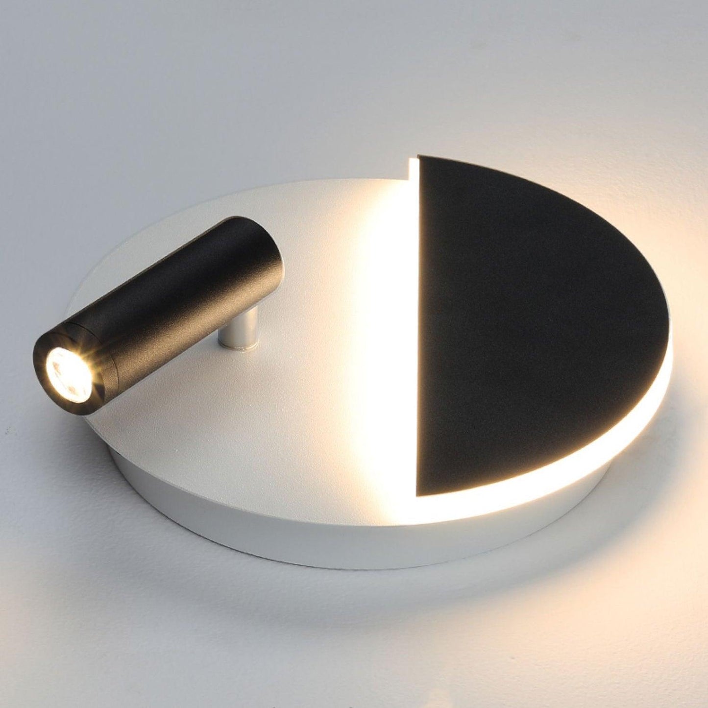 Kneeland Rotatable Wall Lamp - YIOSI