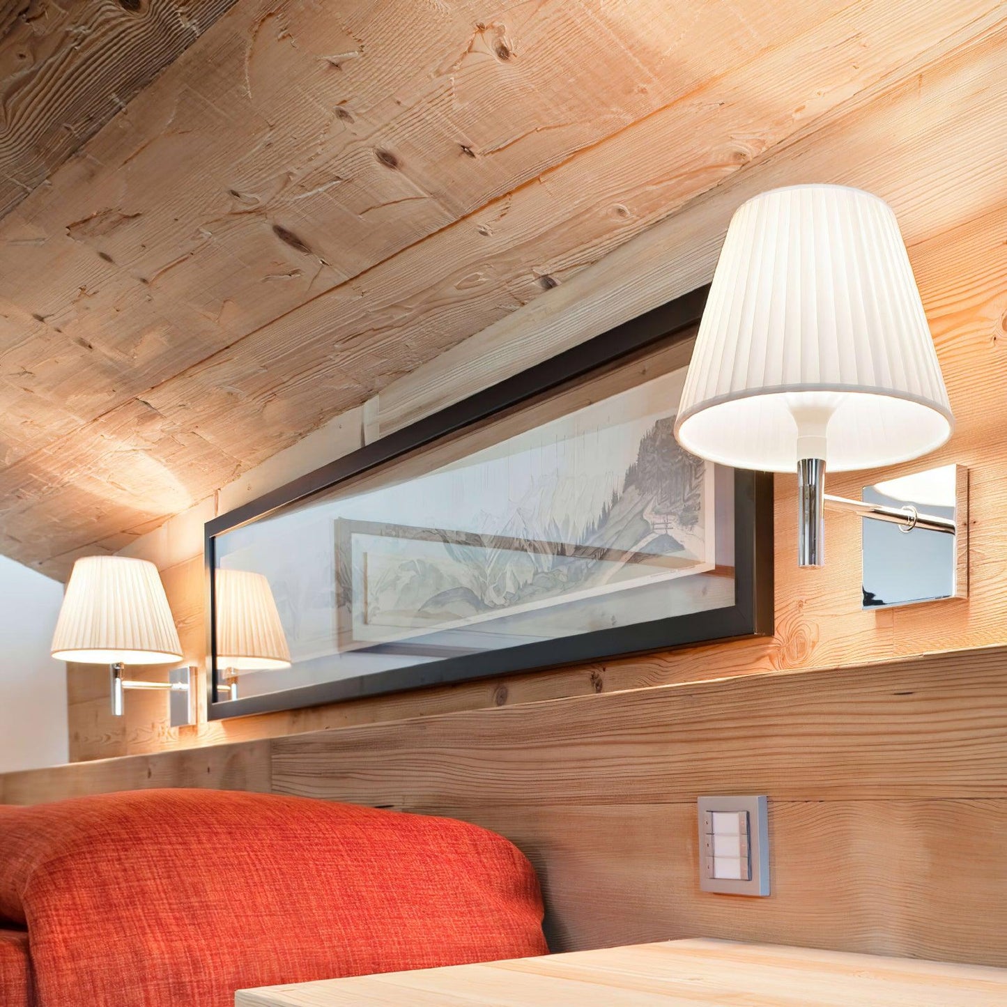 Chrome Prism Wall Lamp - YIOSI