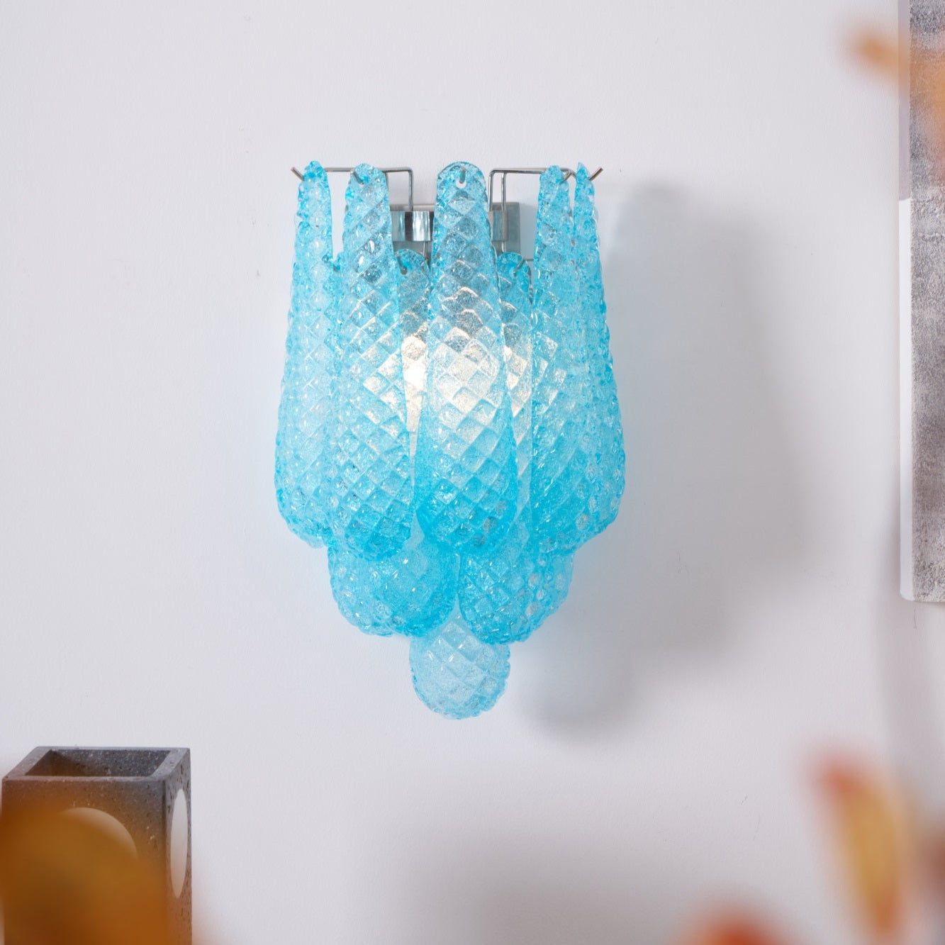 Lagoon Bloom Wall Lamp - YIOSI