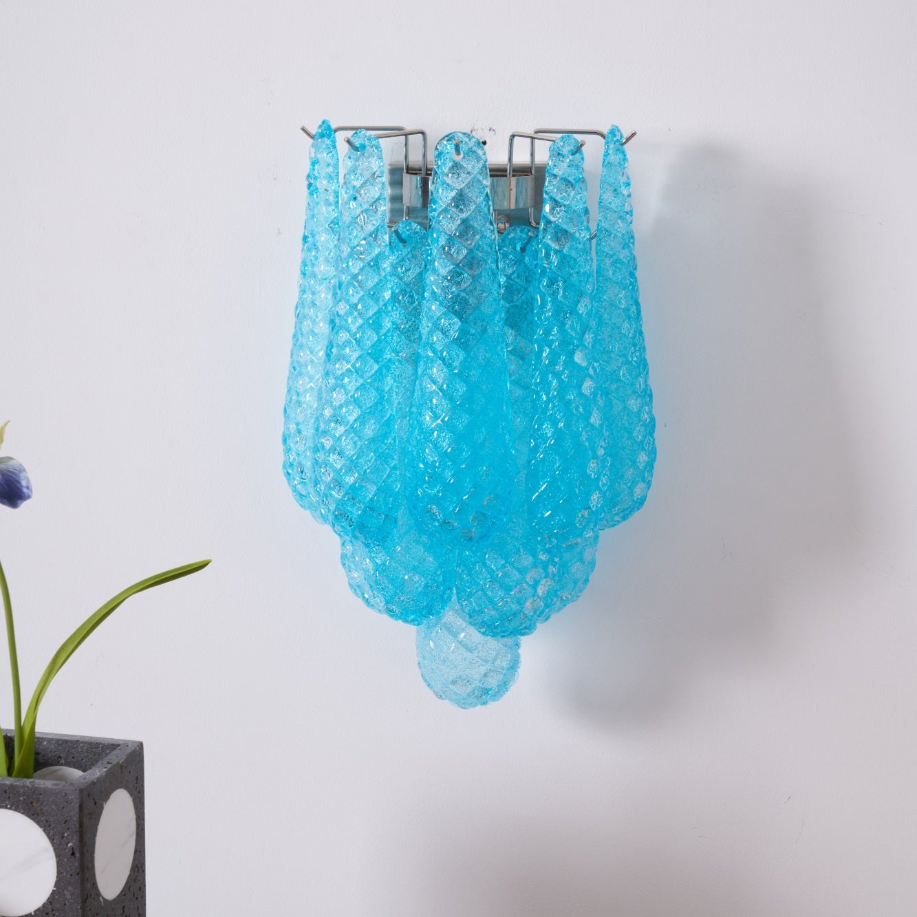Lagoon Bloom Wall Lamp - YIOSI