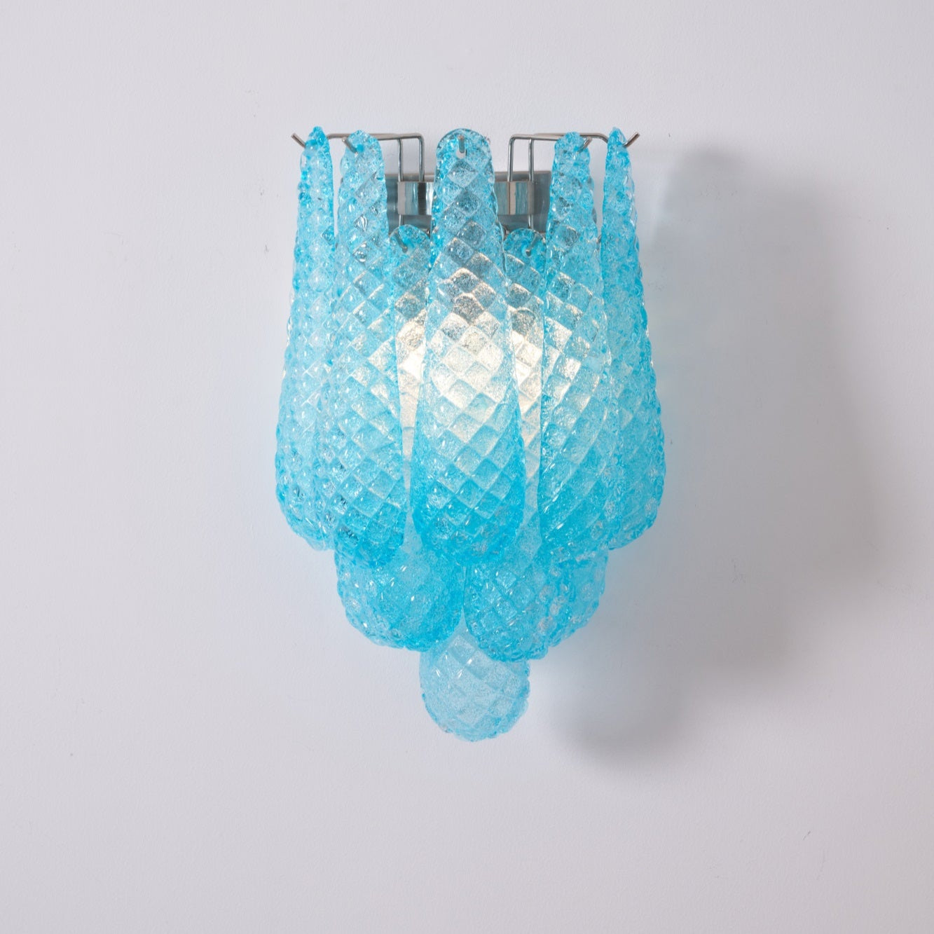 Lagoon Bloom Wall Lamp - YIOSI