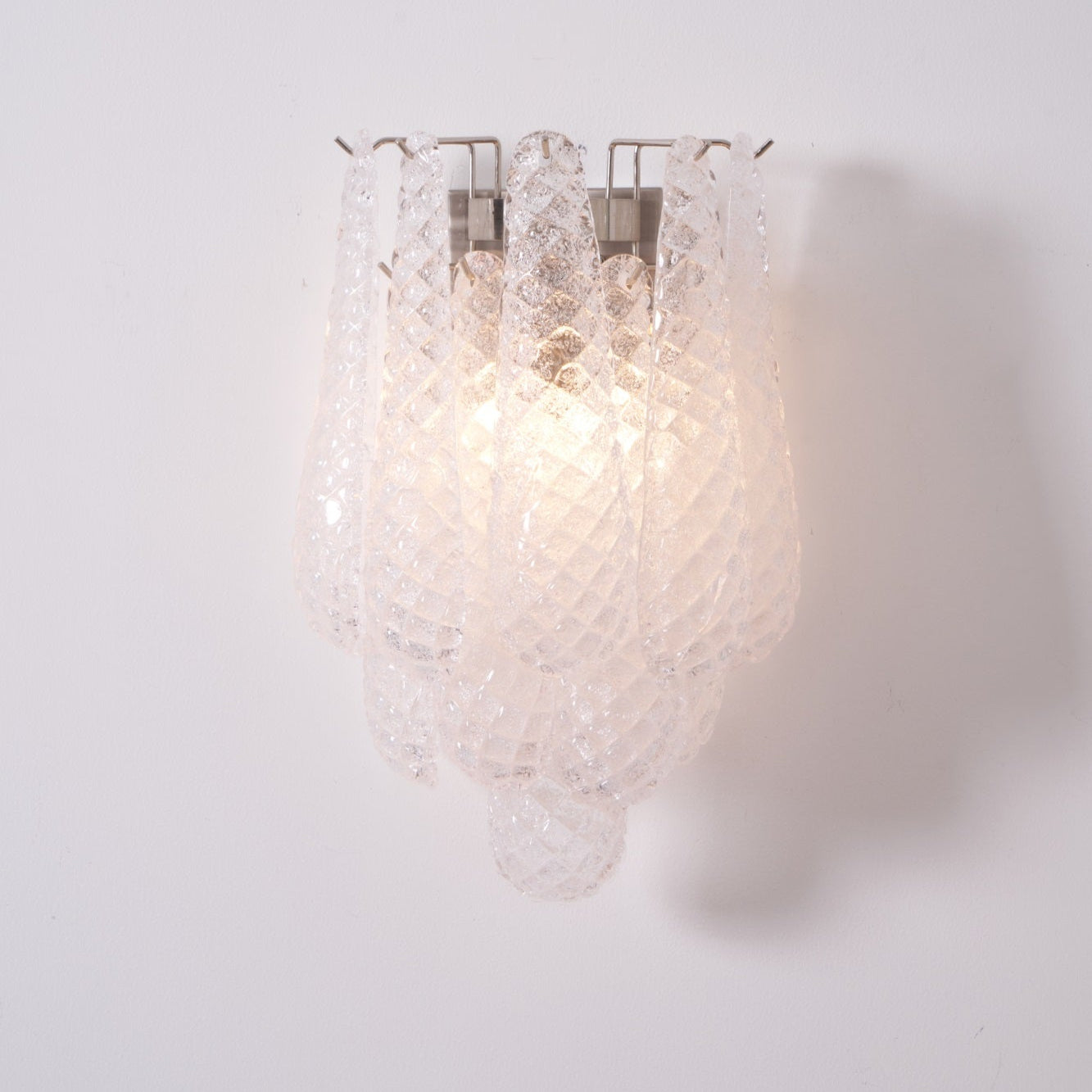 Lagoon Bloom Wall Lamp - YIOSI