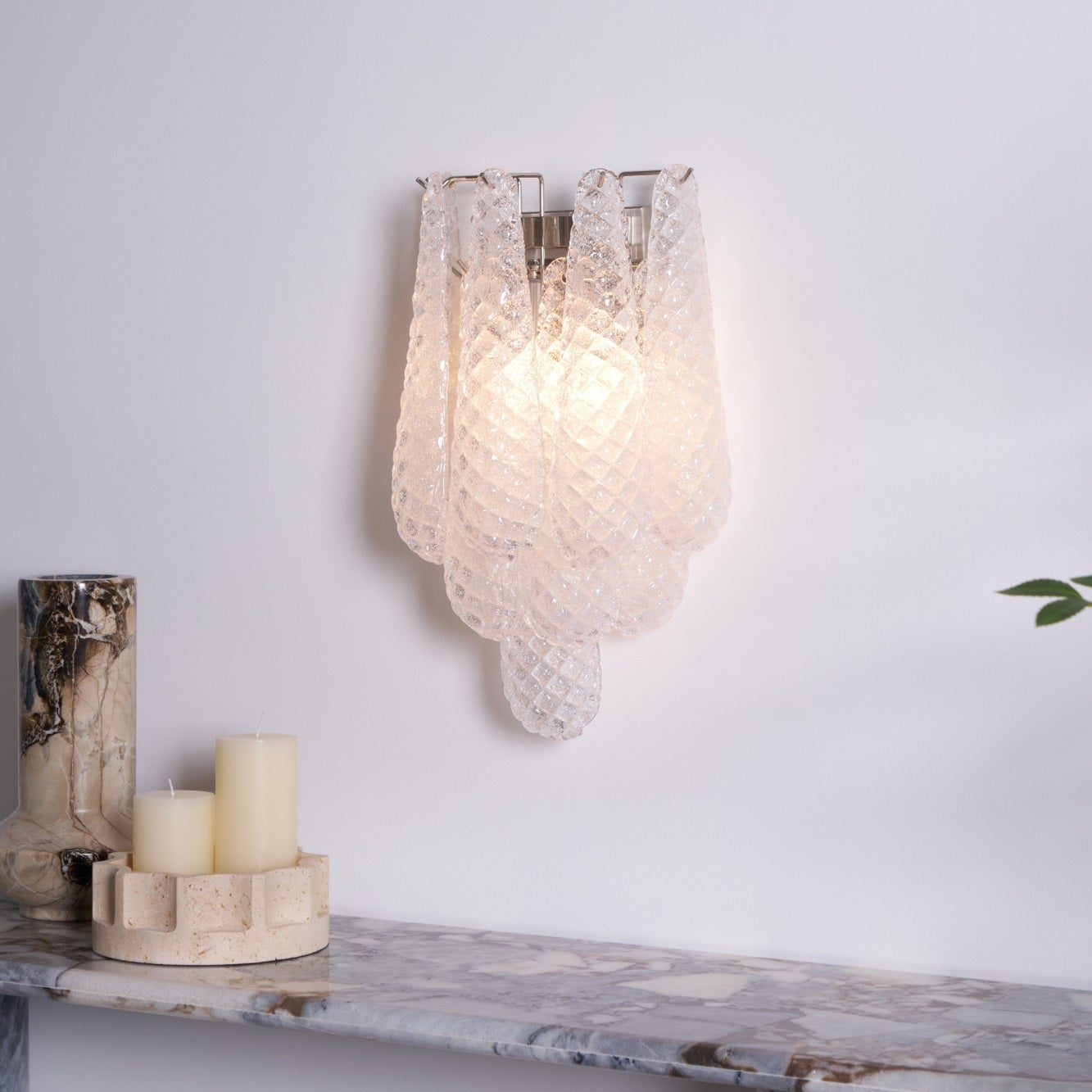 Lagoon Bloom Wall Lamp - YIOSI