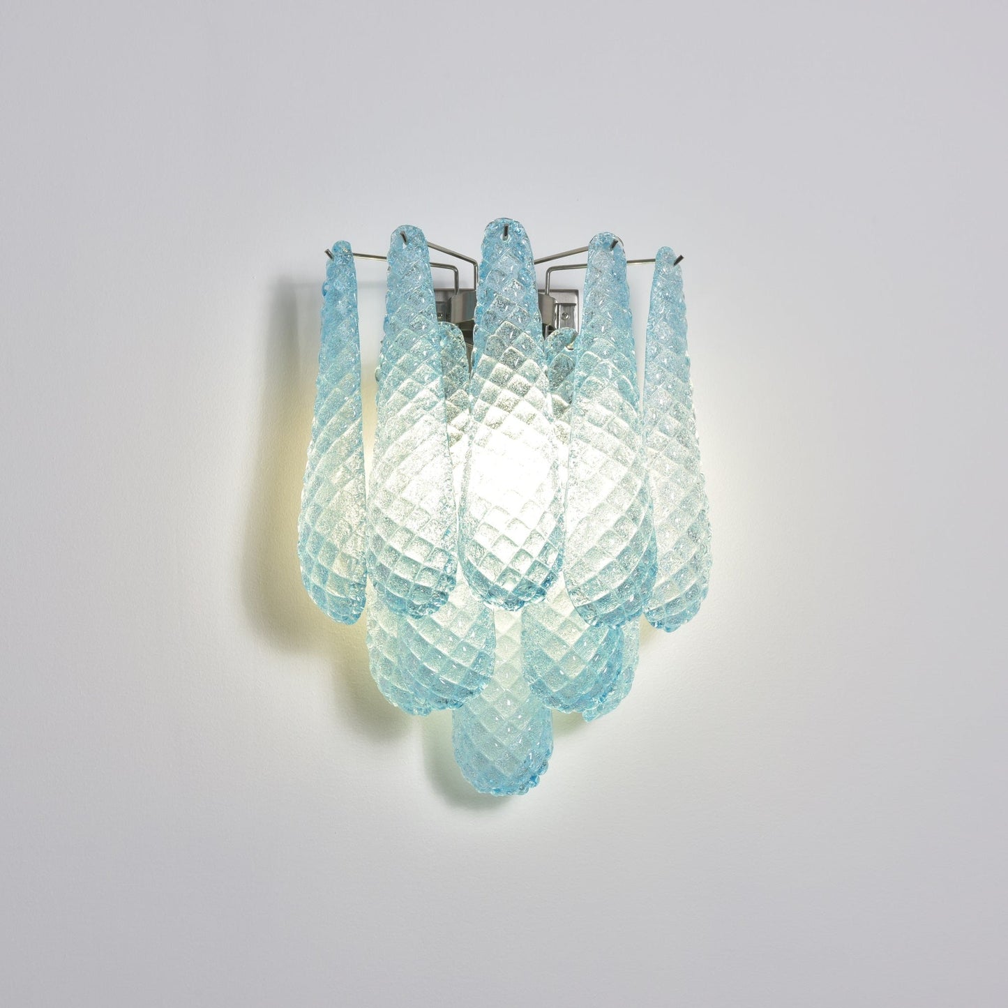 Lagoon Bloom Wall Lamp - YIOSI