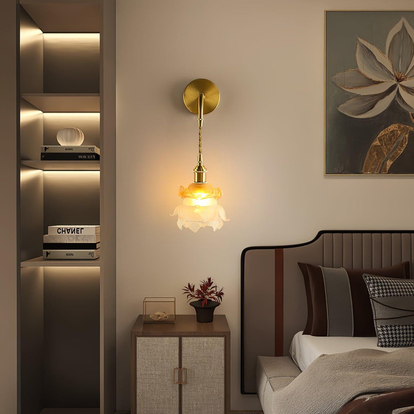 Laura Brass Wall Lamp - YIOSI