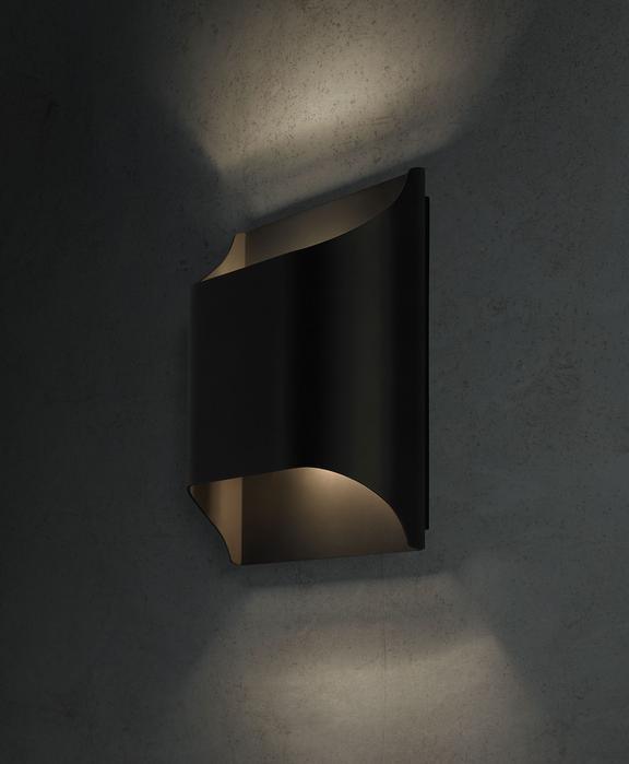 Leclerc Brass Wall Lamp – Polished Brass & Matte Black Sconce