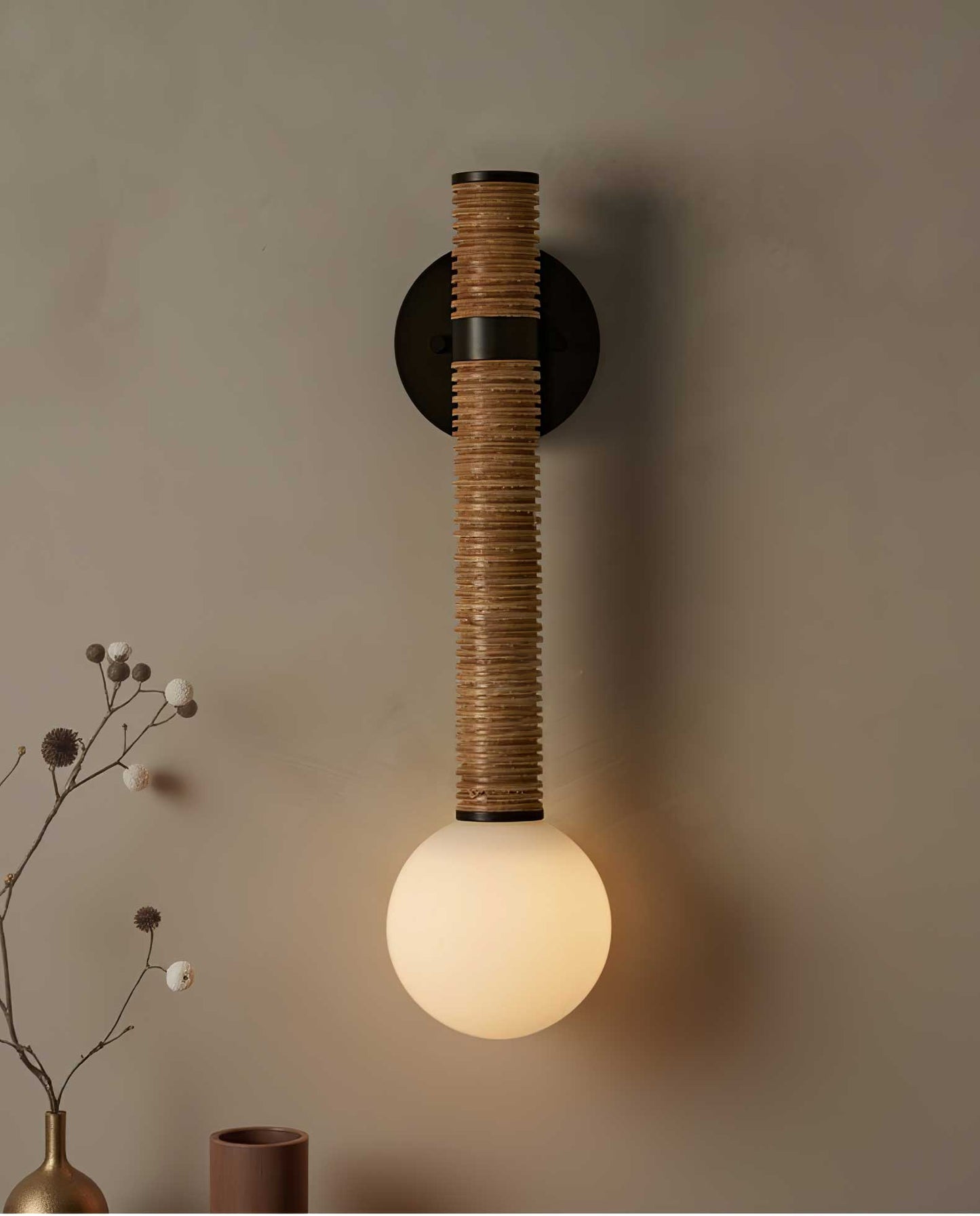Lestro Wall Light - YIOSI