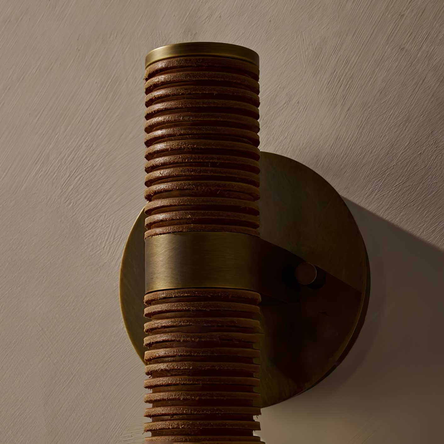 Lestro Wall Light - YIOSI