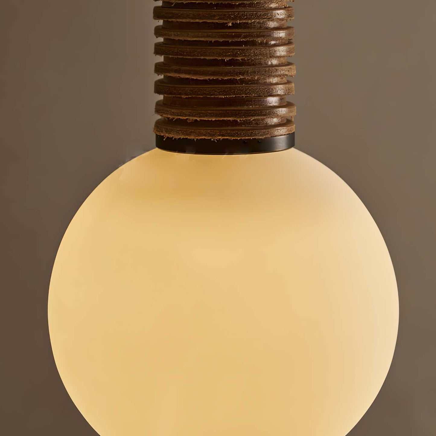 Lestro Wall Light - YIOSI