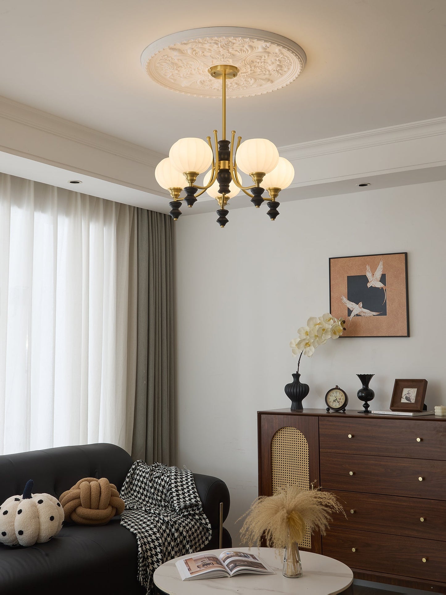 Lucerna Royale Chandelier - YIOSI