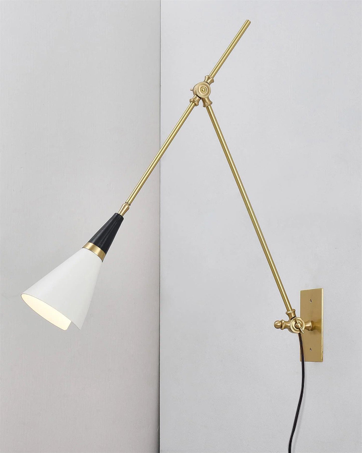 Magari Plug In Wall Lamp - YIOSI