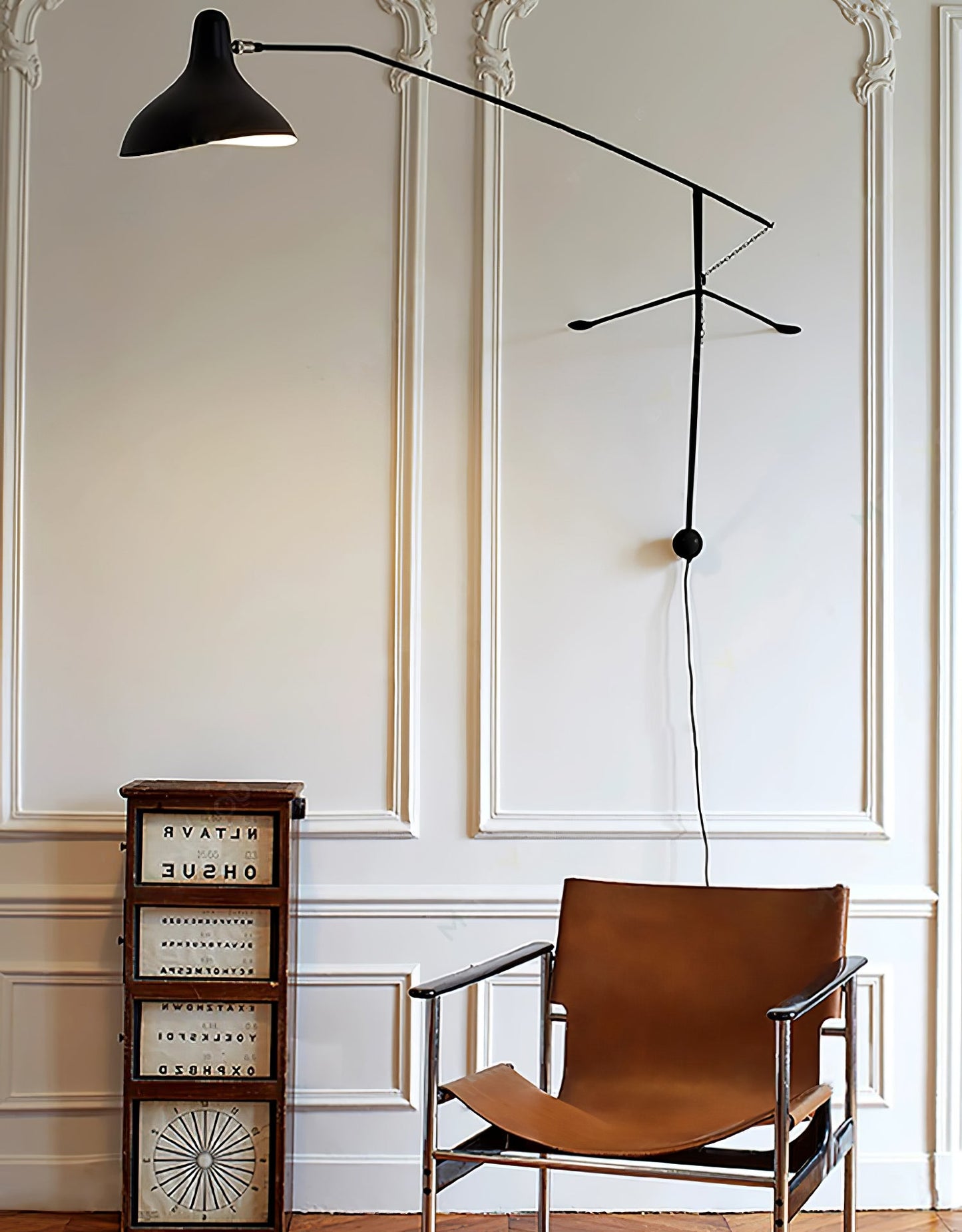 Mantis Arm Wall Lamp - YIOSI