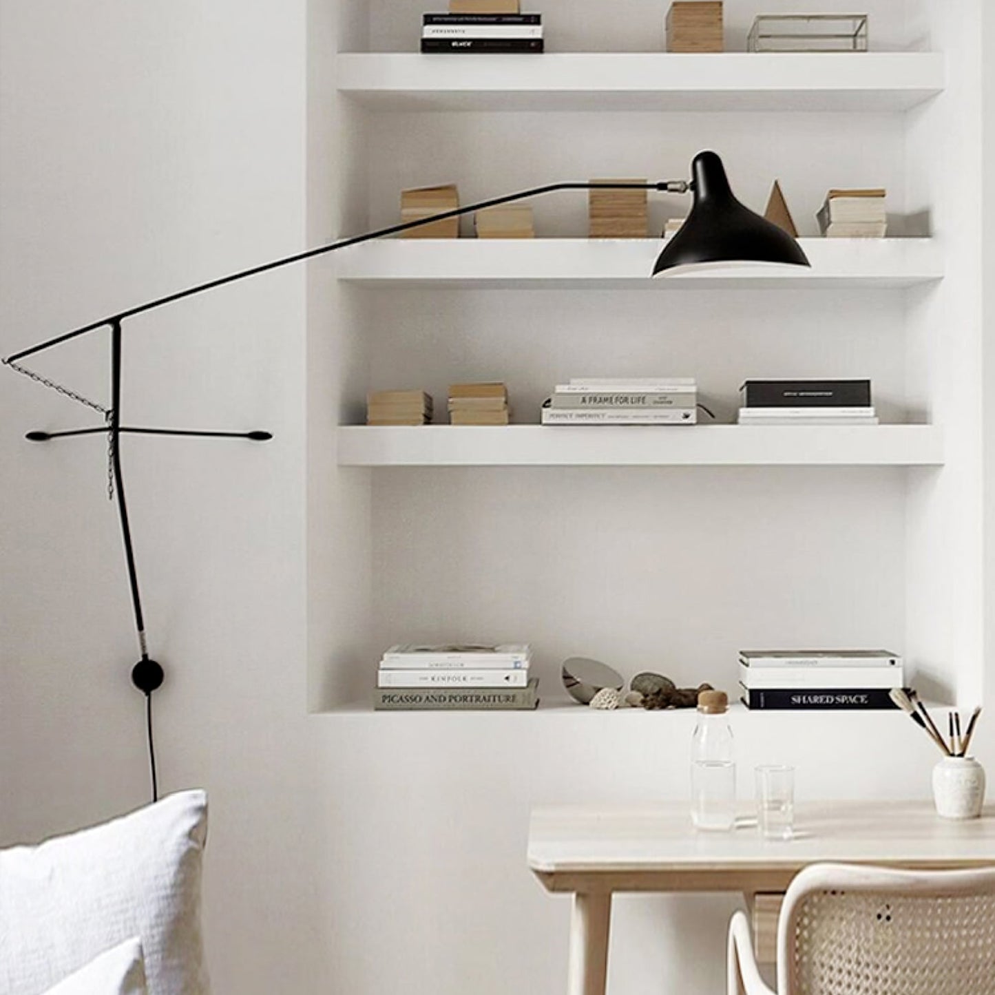 Mantis Arm Wall Lamp - YIOSI