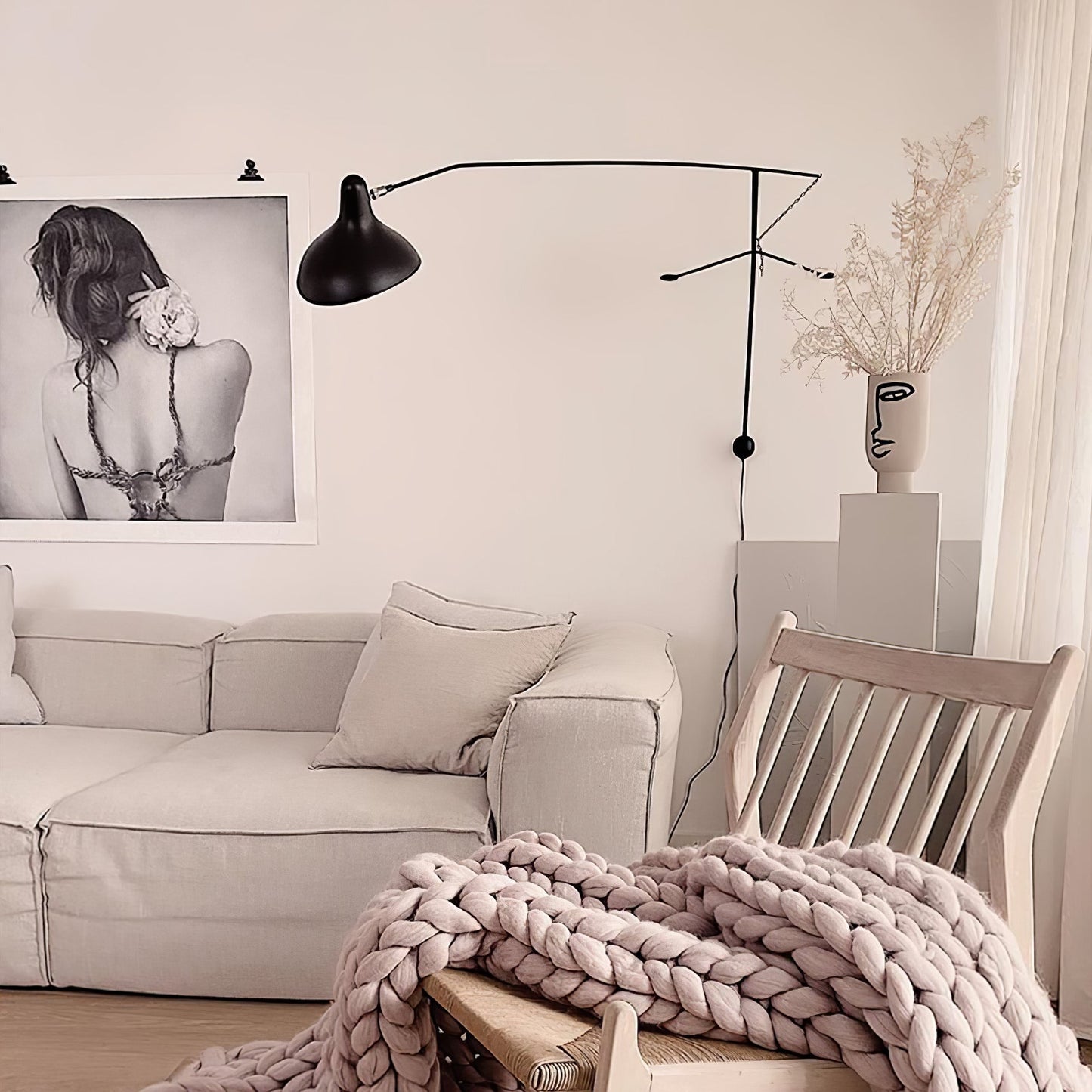 Mantis Arm Wall Lamp - YIOSI