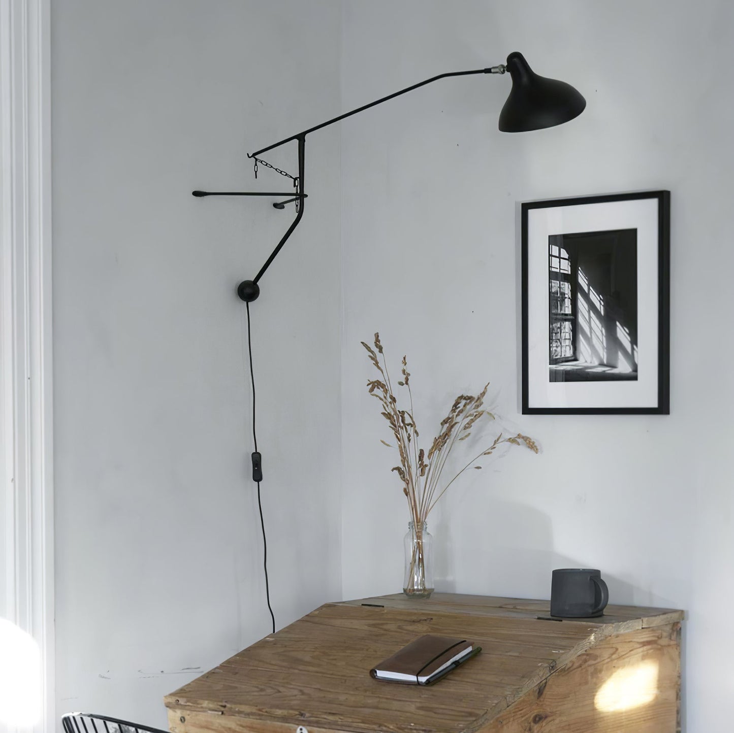 Mantis Arm Wall Lamp - YIOSI