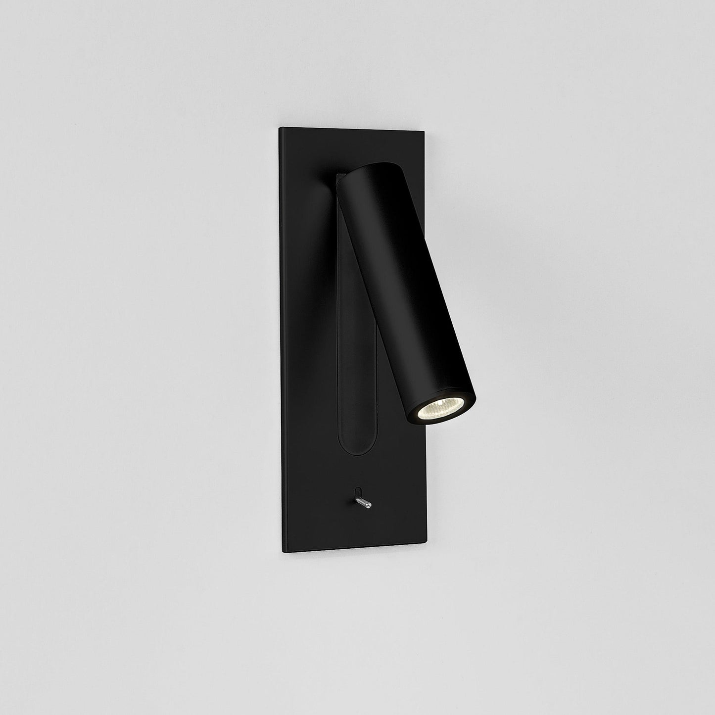 Vakker Folded Back Bedside Wall Lamp with Adjustable LED