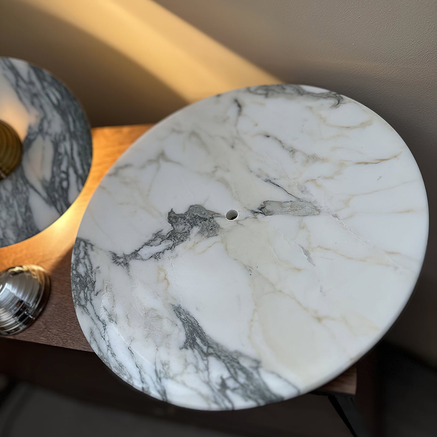 Messier Marble Rechargeable Wall Lamp - YIOSI