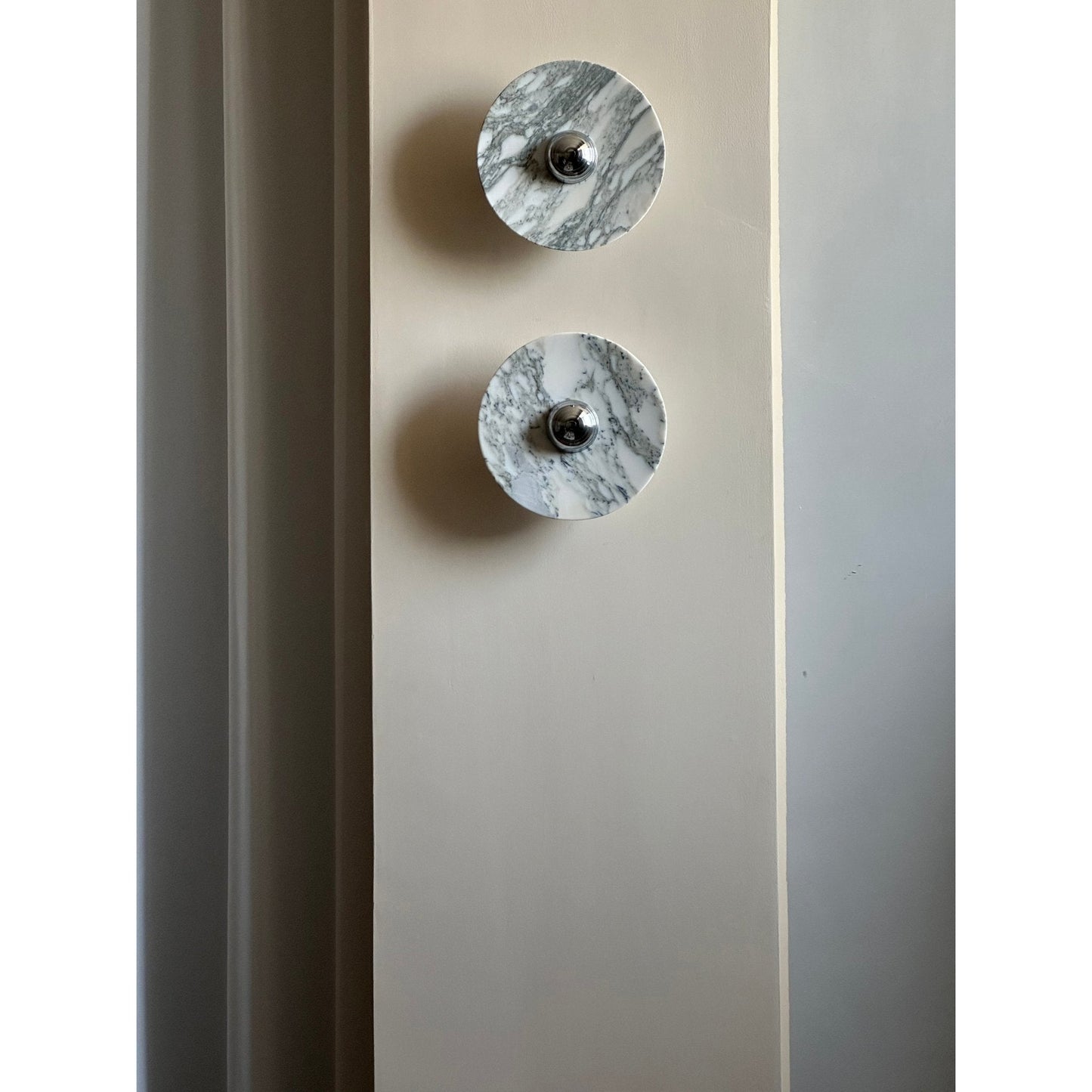 Messier Marble Rechargeable Wall Lamp - YIOSI