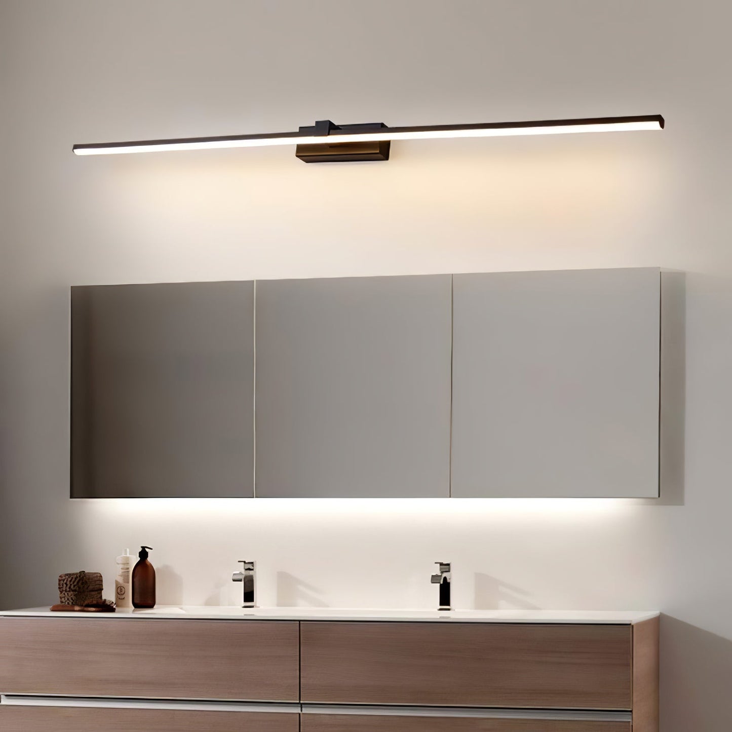 Vakkerlight Metal Linear Mirror Wall Light – Sleek Black/White Finish