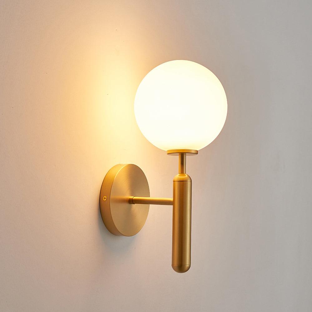 Scandiluxe Brass & Glass Wall Light – Elegant Nordic Sconce