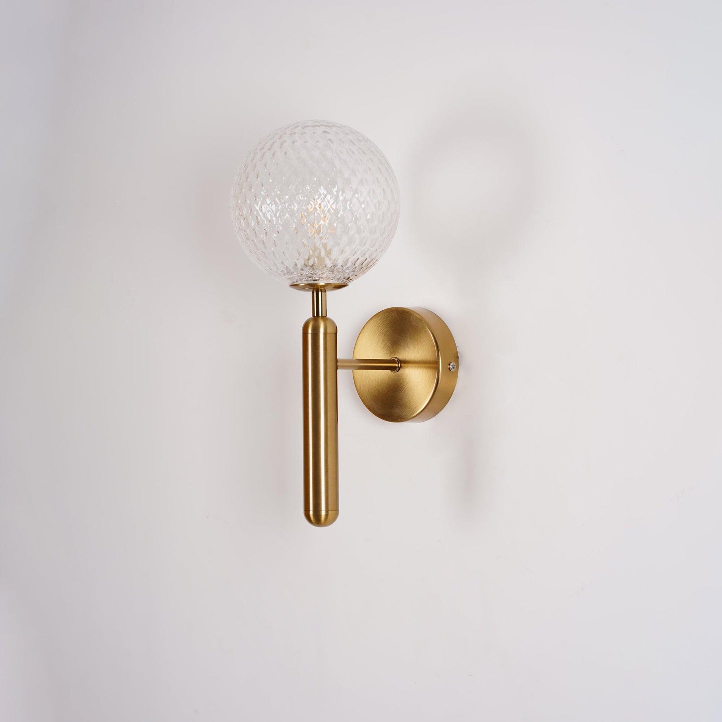 Scandiluxe Brass & Glass Wall Light – Elegant Nordic Sconce
