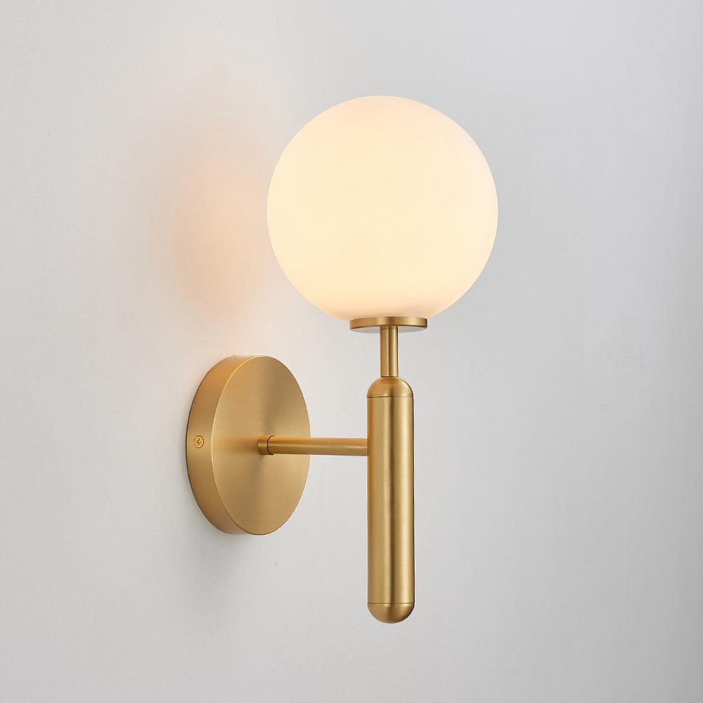 Scandiluxe Brass & Glass Wall Light – Elegant Nordic Sconce