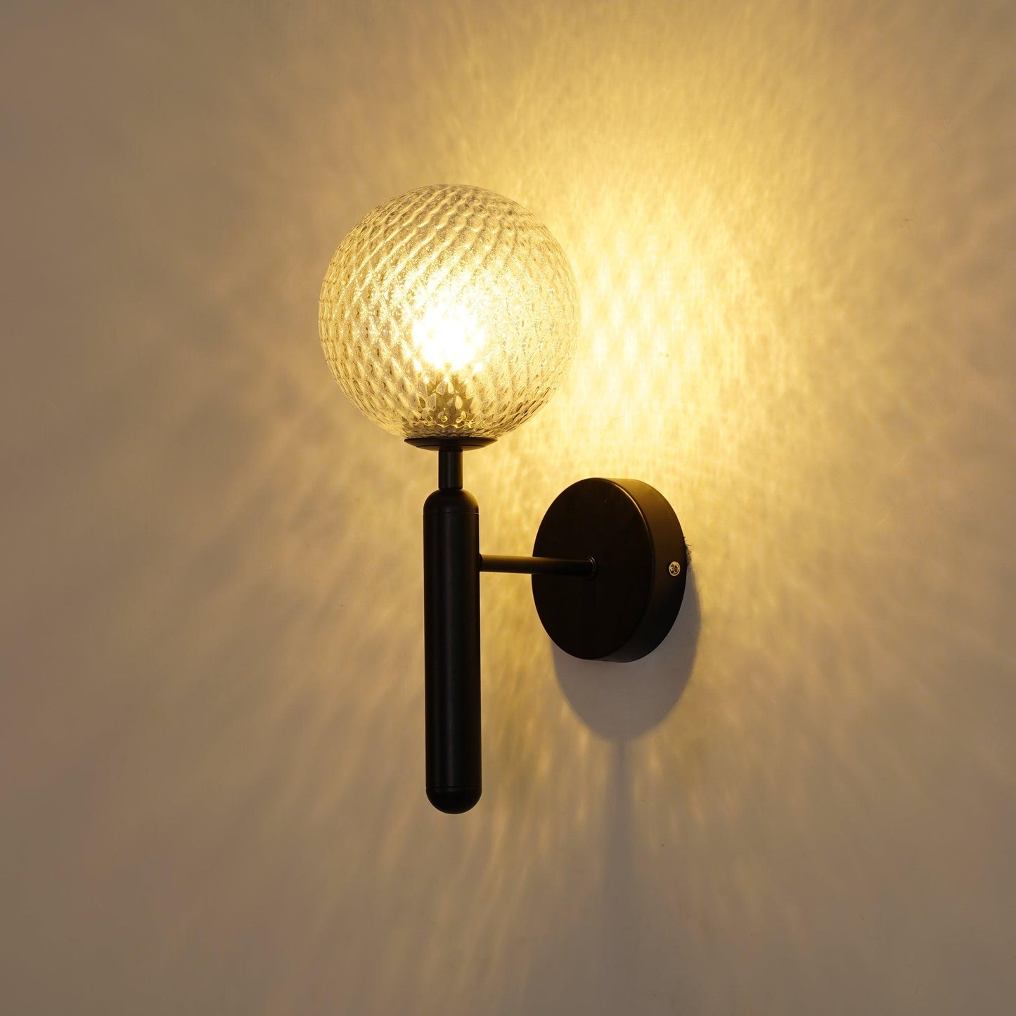 Scandiluxe Brass & Glass Wall Light – Elegant Nordic Sconce
