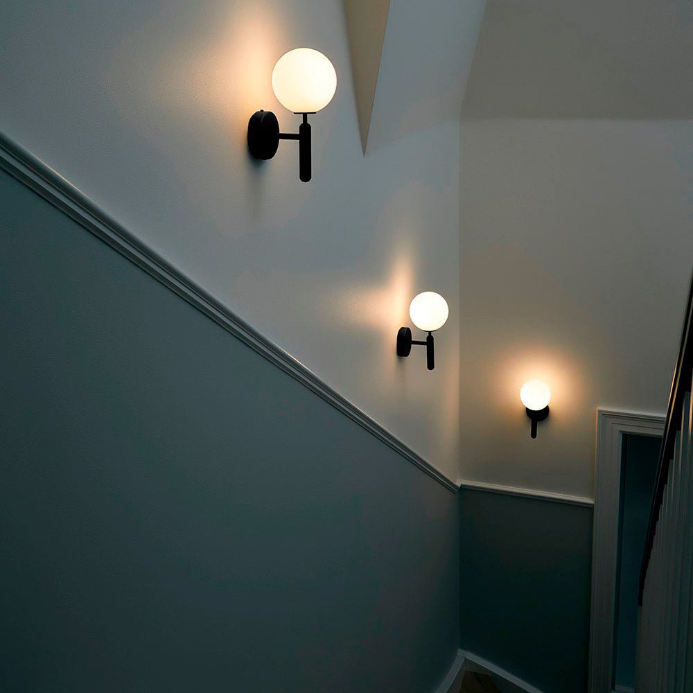 Scandiluxe Brass & Glass Wall Light – Elegant Nordic Sconce