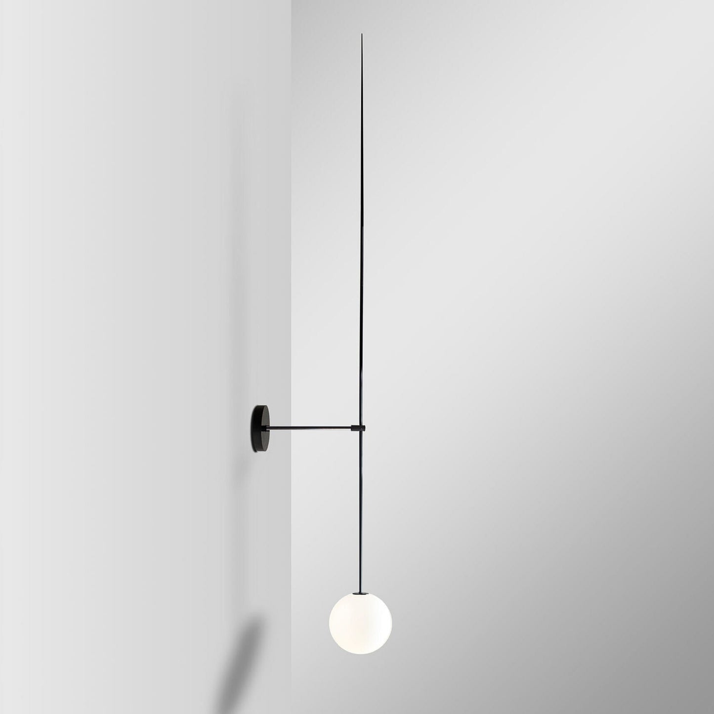Vakkerlight Mobile Wall Lamp – Sleek Gold & Black Metal Glass Light