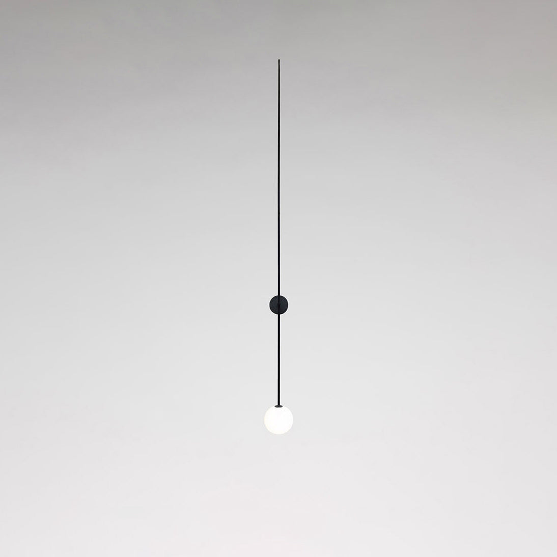 Vakkerlight Mobile Wall Lamp – Sleek Gold & Black Metal Glass Light