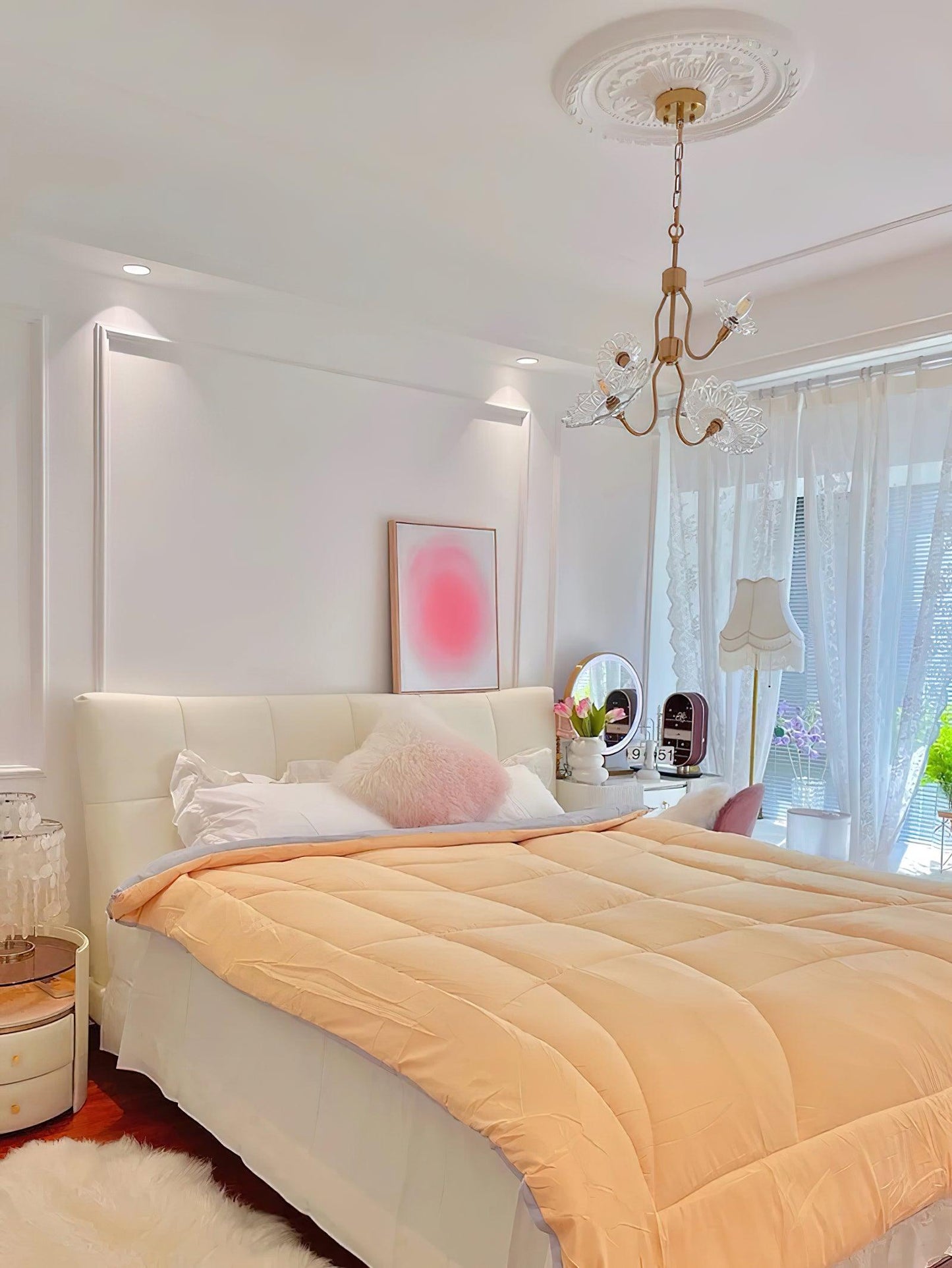 Monique Lhuillier Chandelier - YIOSI