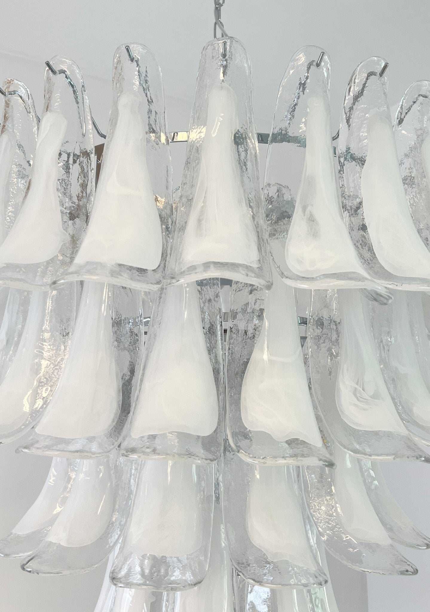 Murano Glass Petals Chandelier - YIOSI