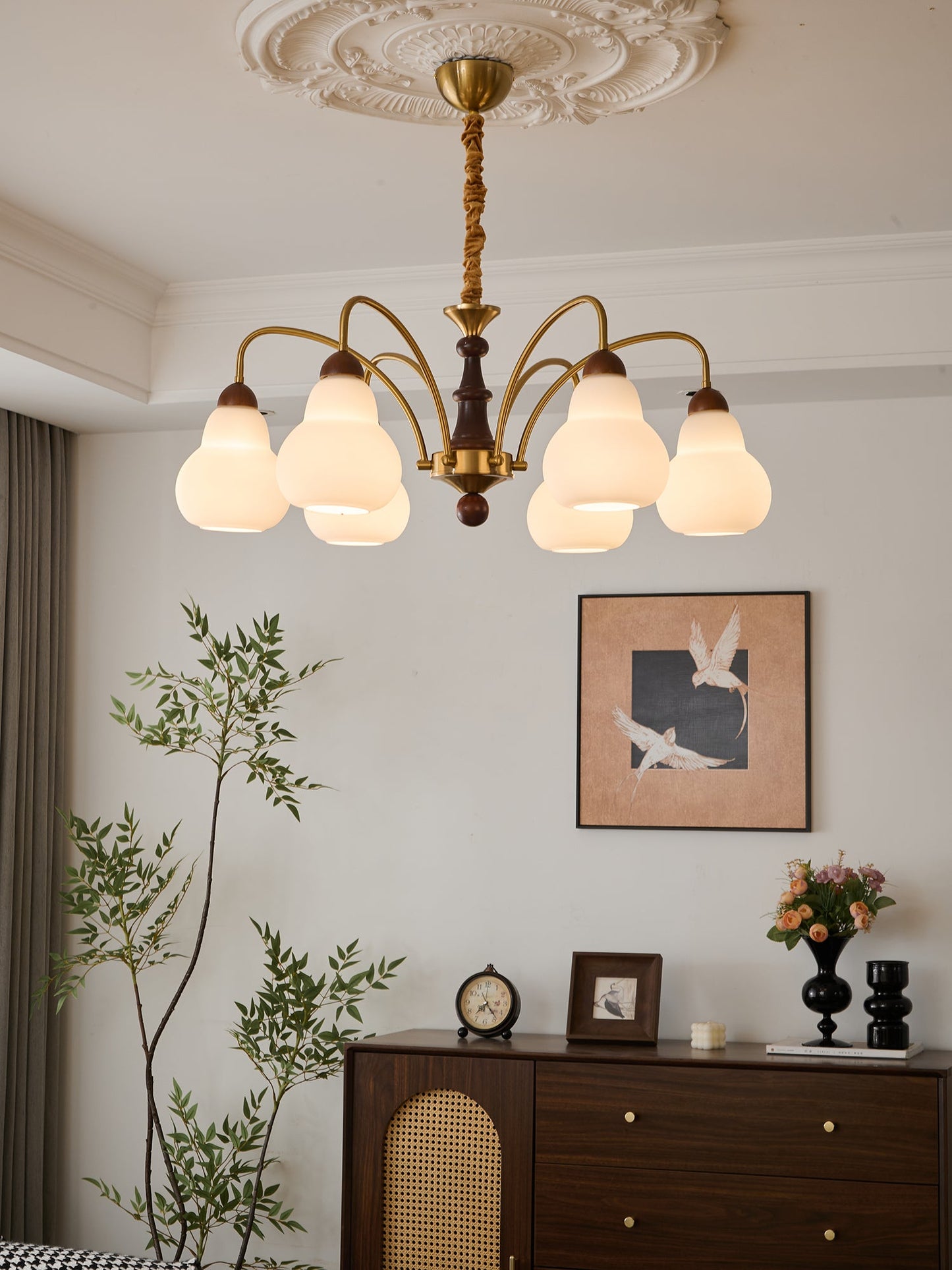 Novelle Chandelier - YIOSI