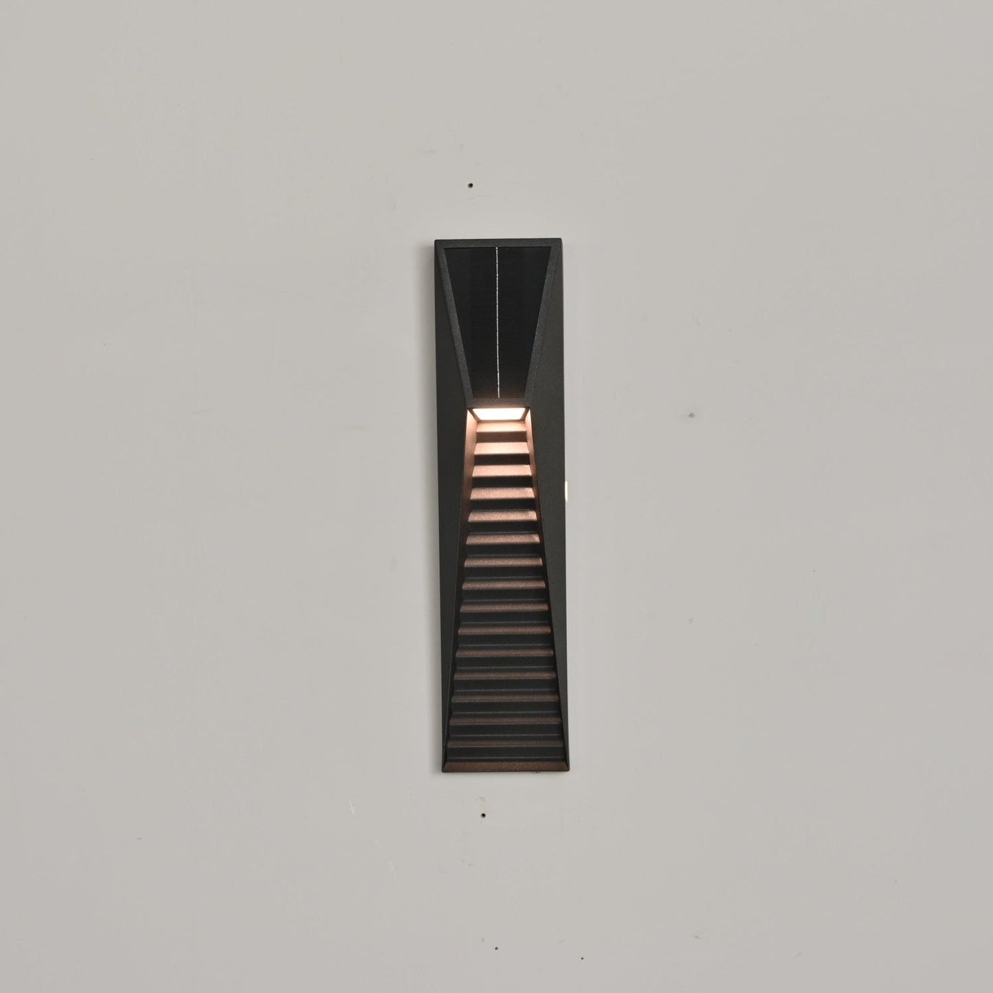 Obsidian Path Solar Outdoor Wall Light - YIOSI