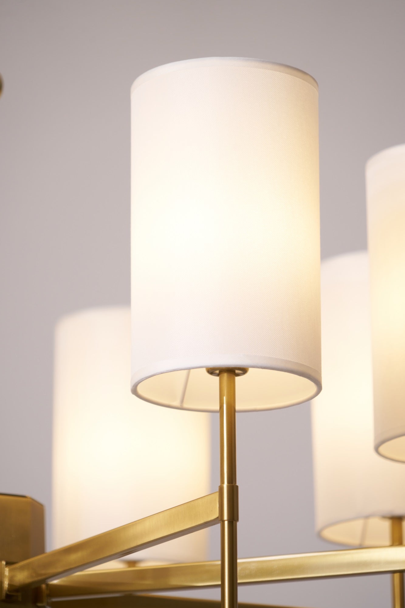 Brilliancess Brass Chandelier - YIOSI