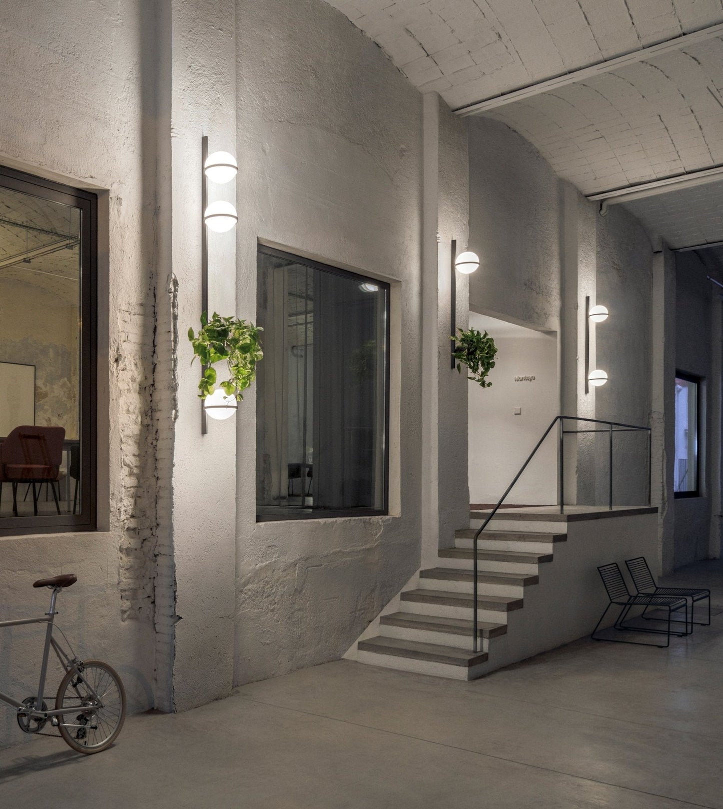 Solstice Outdoor Wall Light - YIOSI