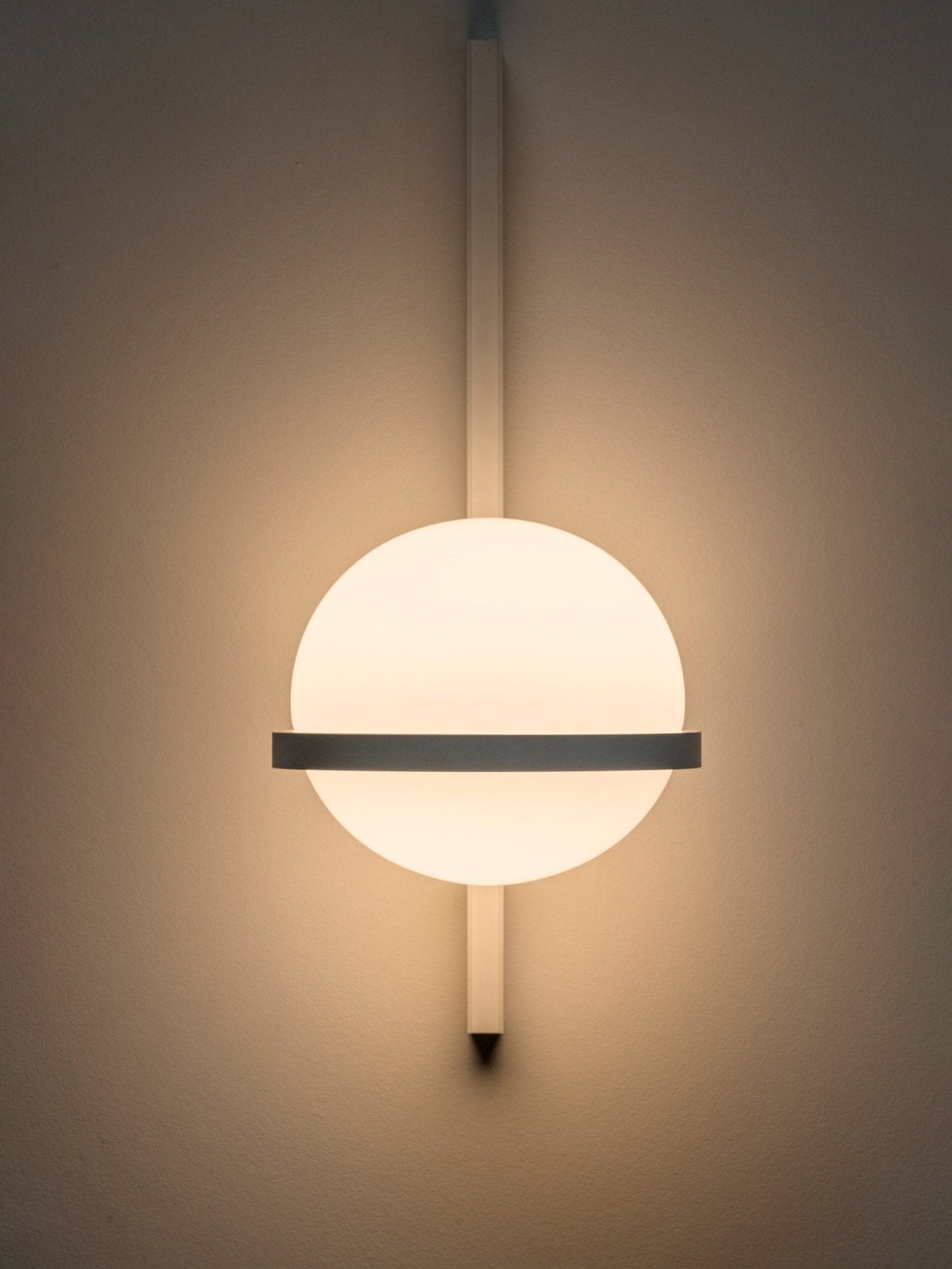 Solstice Outdoor Wall Light - YIOSI