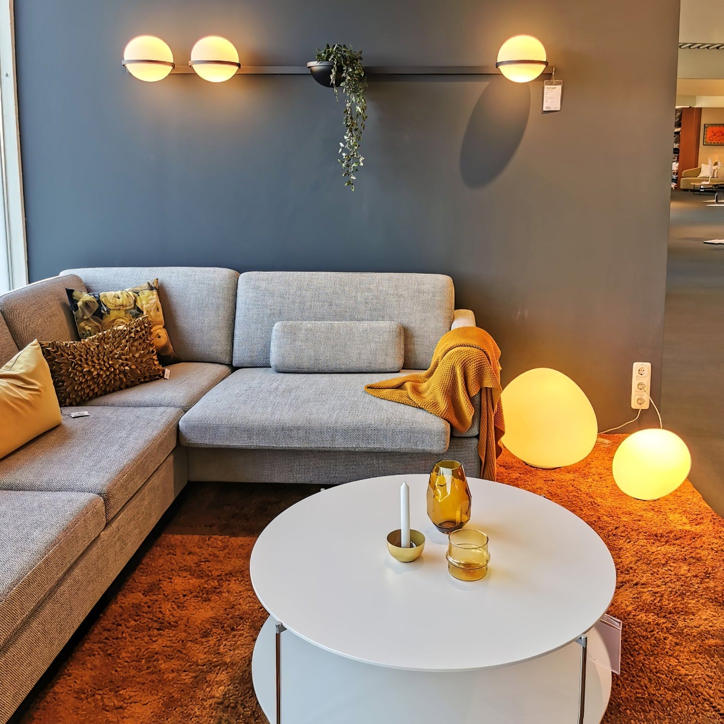 Solstice Wall Light - YIOSI