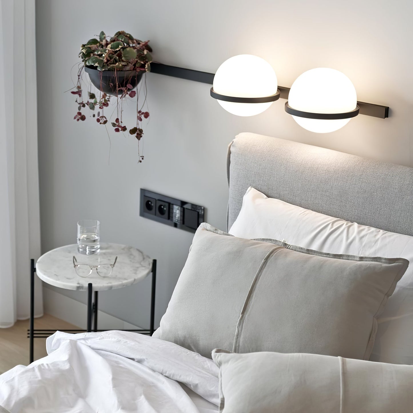 Solstice Outdoor Wall Light - YIOSI