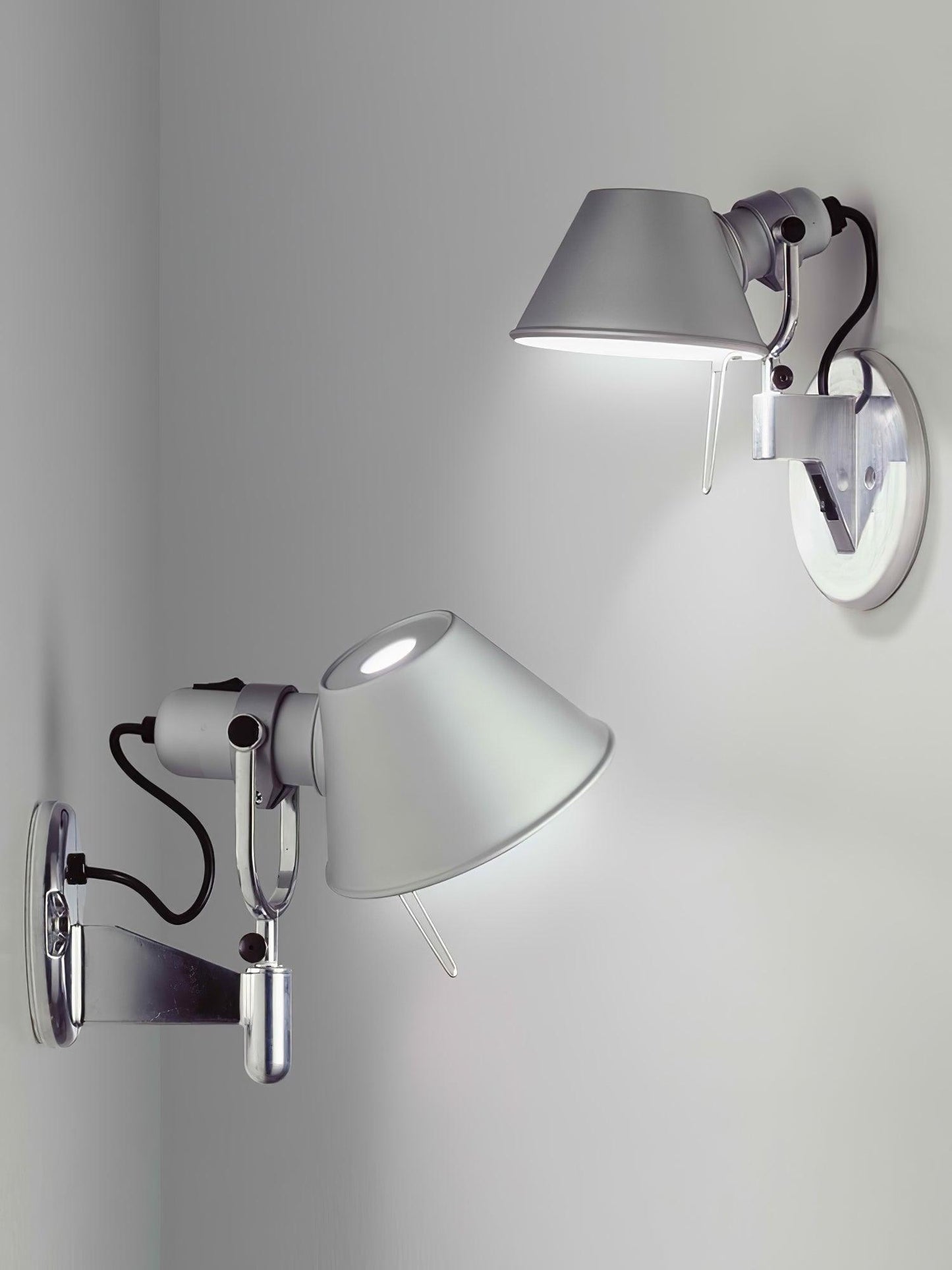 Parete Wall Lamp - YIOSI