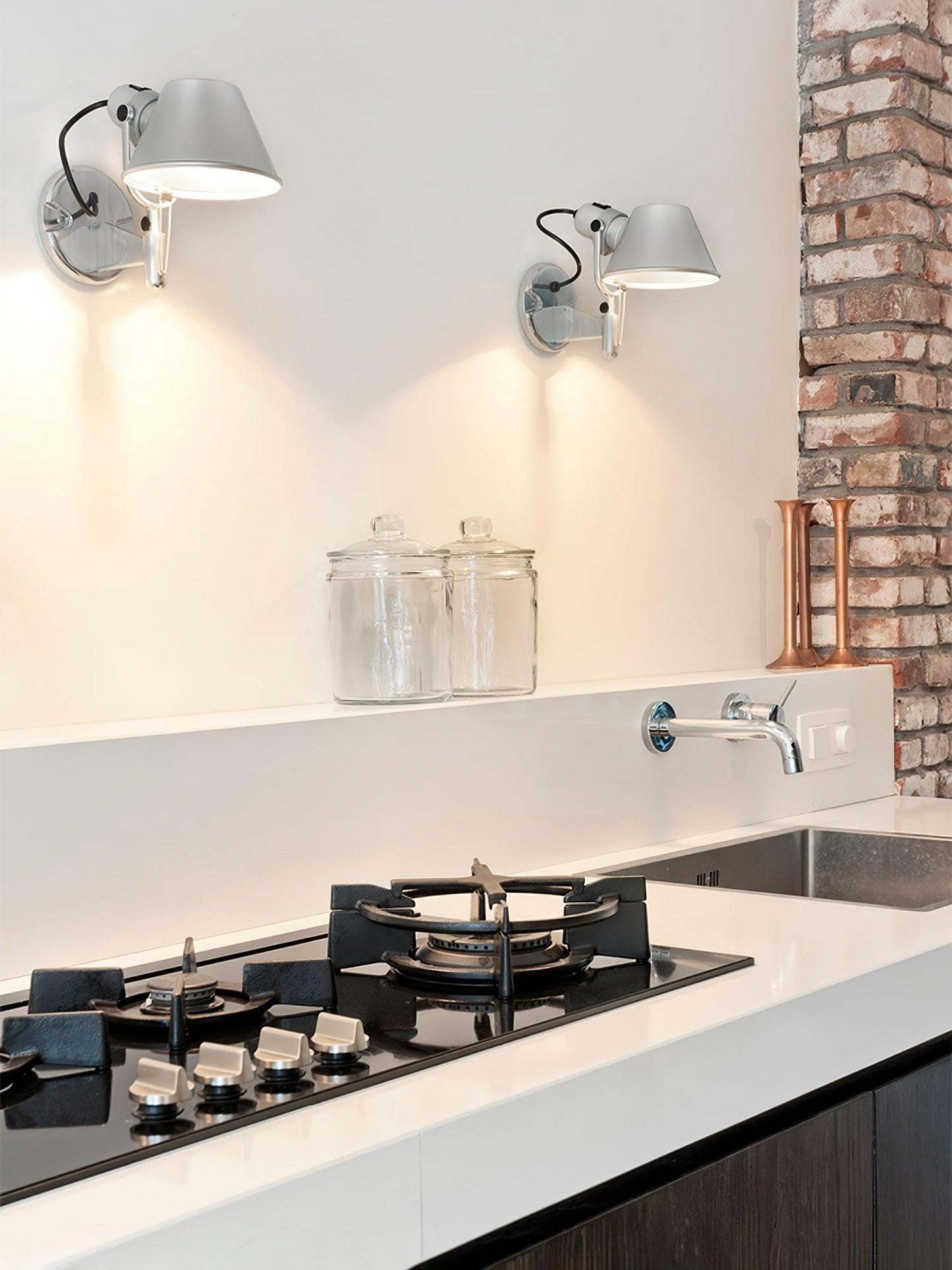 Parete Wall Lamp - YIOSI