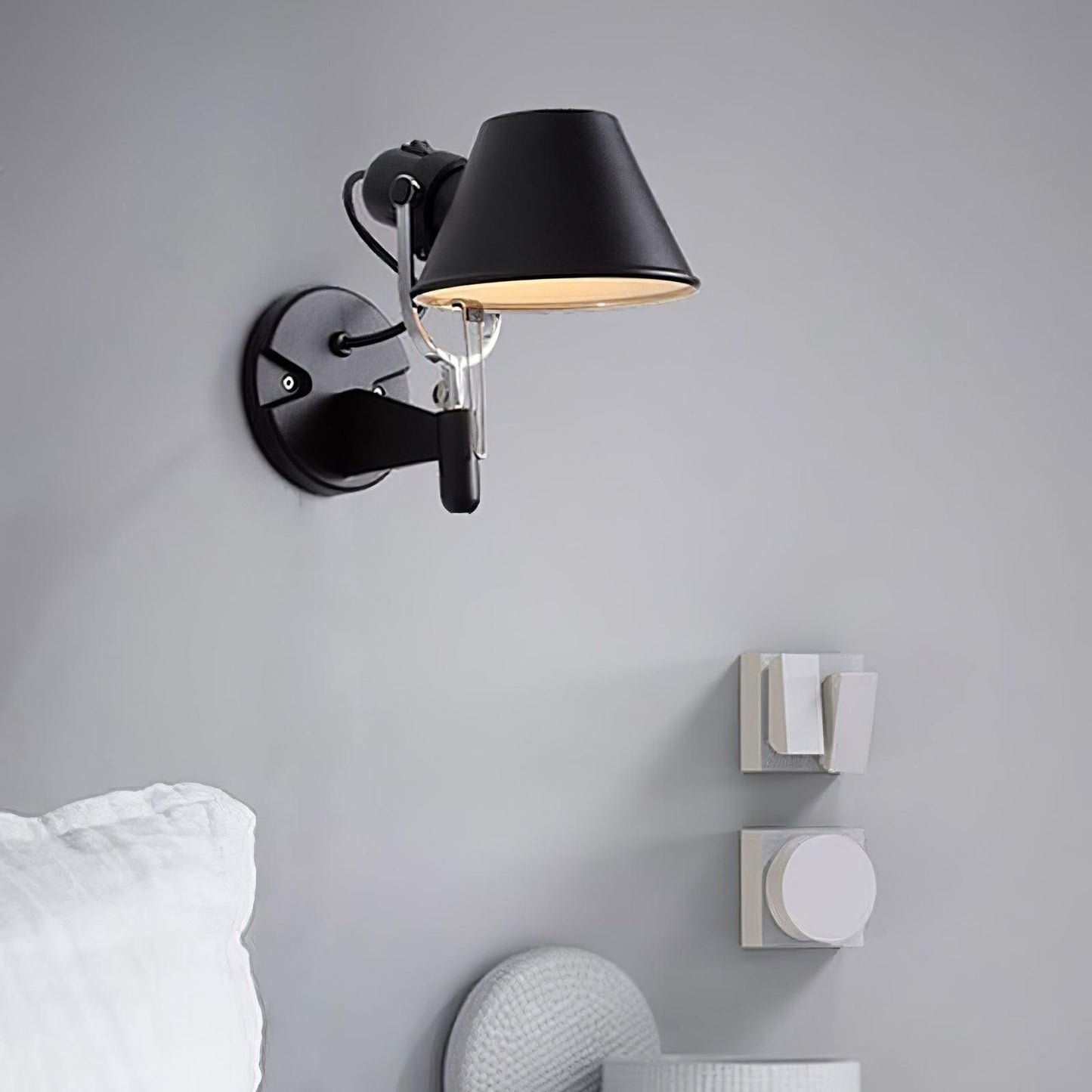 Parete Wall Lamp - YIOSI